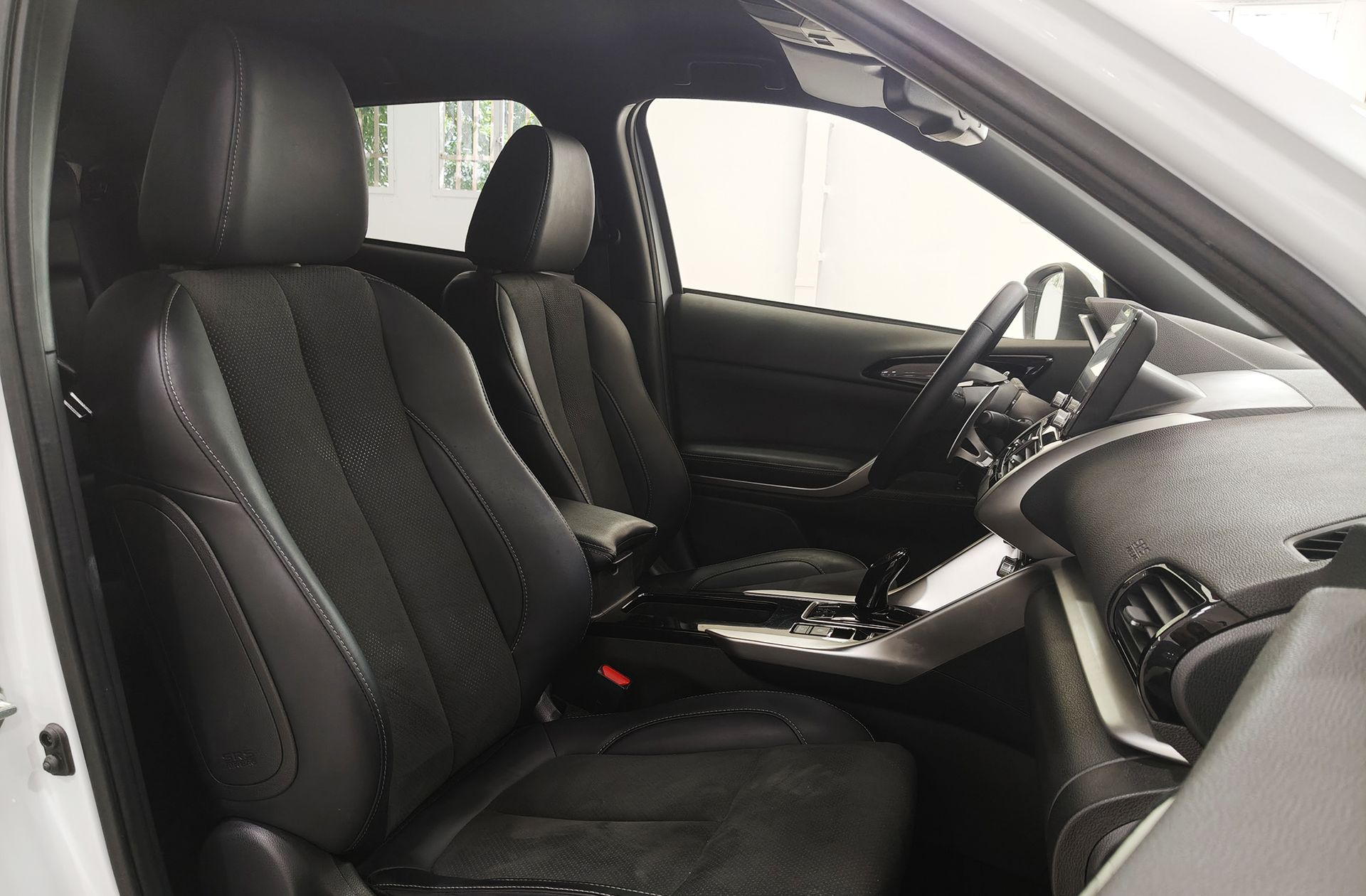 Mitsubishi Eclipse Cross 2.4 PHEV Kaiteki 4WD - foto 26