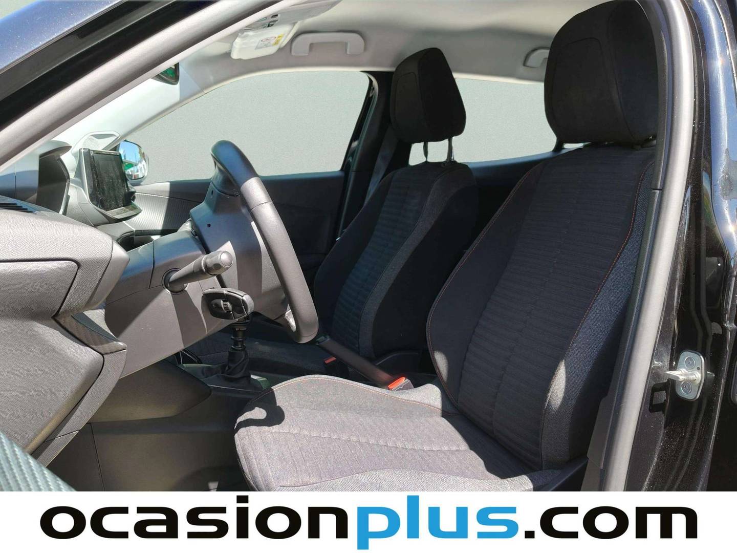 Foto asientos delanteros Peugeot 2008 Peugeot 2008 Puretech 100 S&S Active Pack (100 CV)