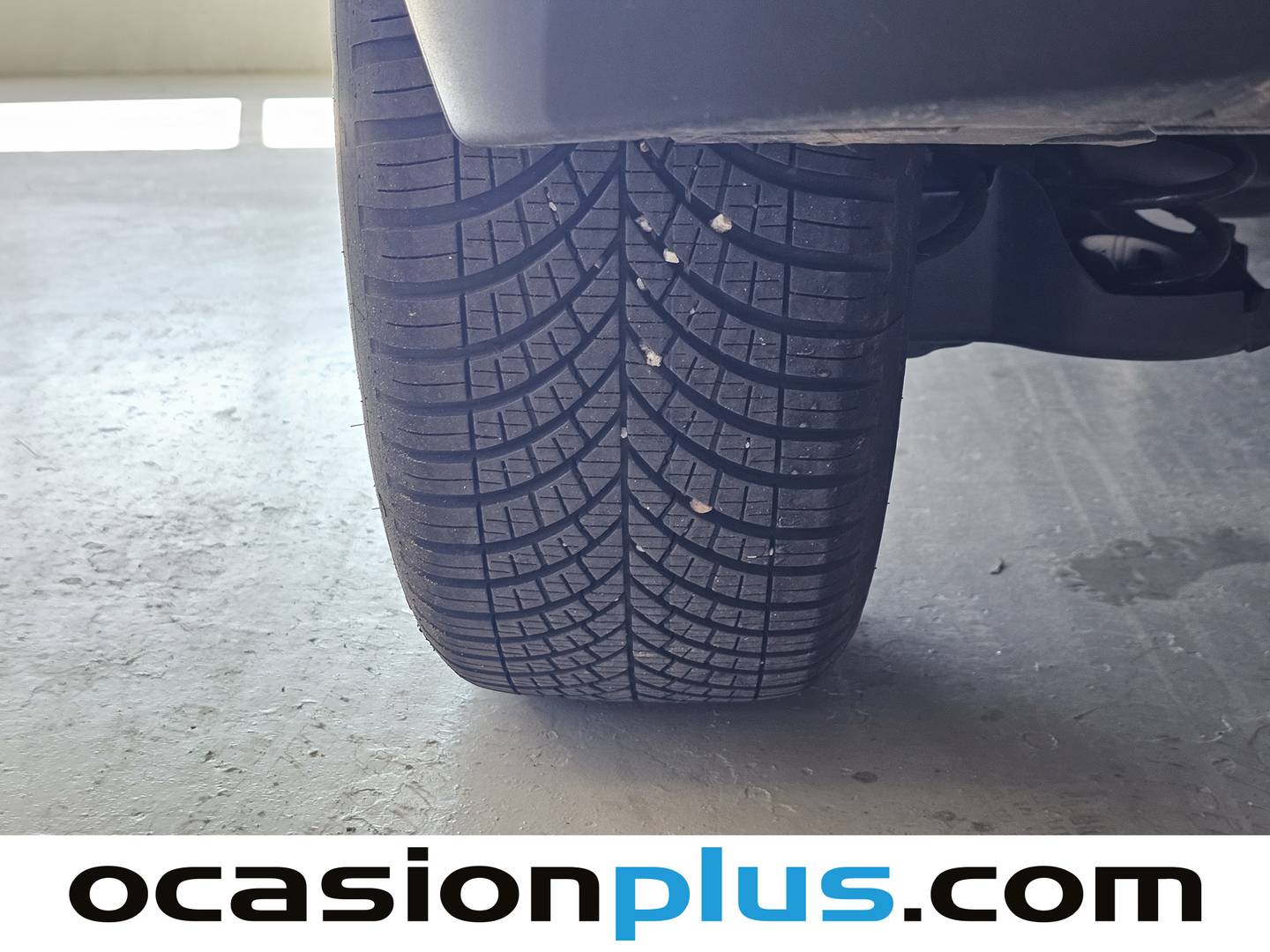 Foto Peugeot 2008 Peugeot 2008 Allure Hybrid eDCS6 (145 CV)