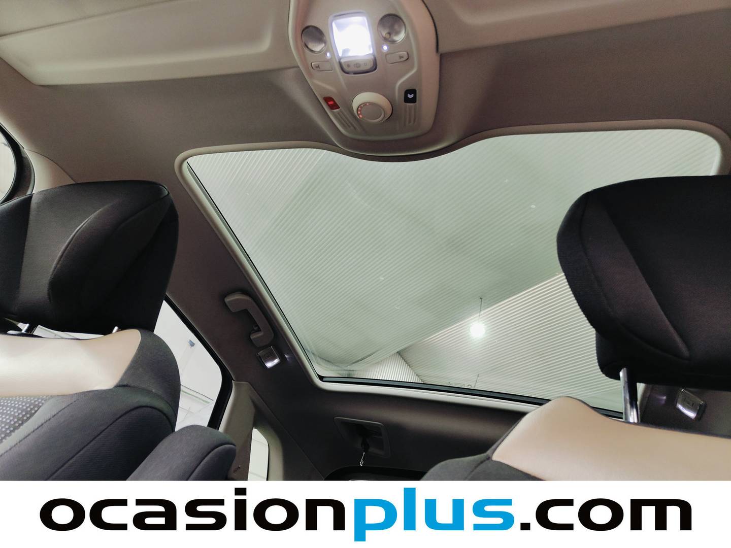 Extras y acabados del Citroën C4 Picasso Citroën C4 Picasso THP 165 S&S Exclusive Auto (165 CV)