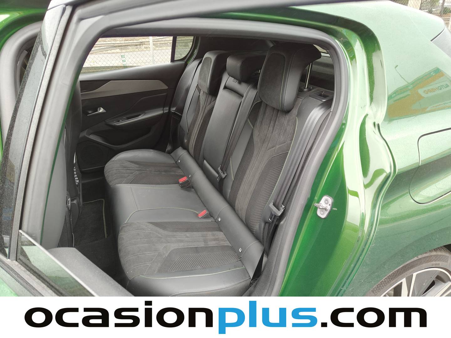 Foto Peugeot 308 Peugeot 308 Hybrid 225 GT eEAT8 (225 CV)