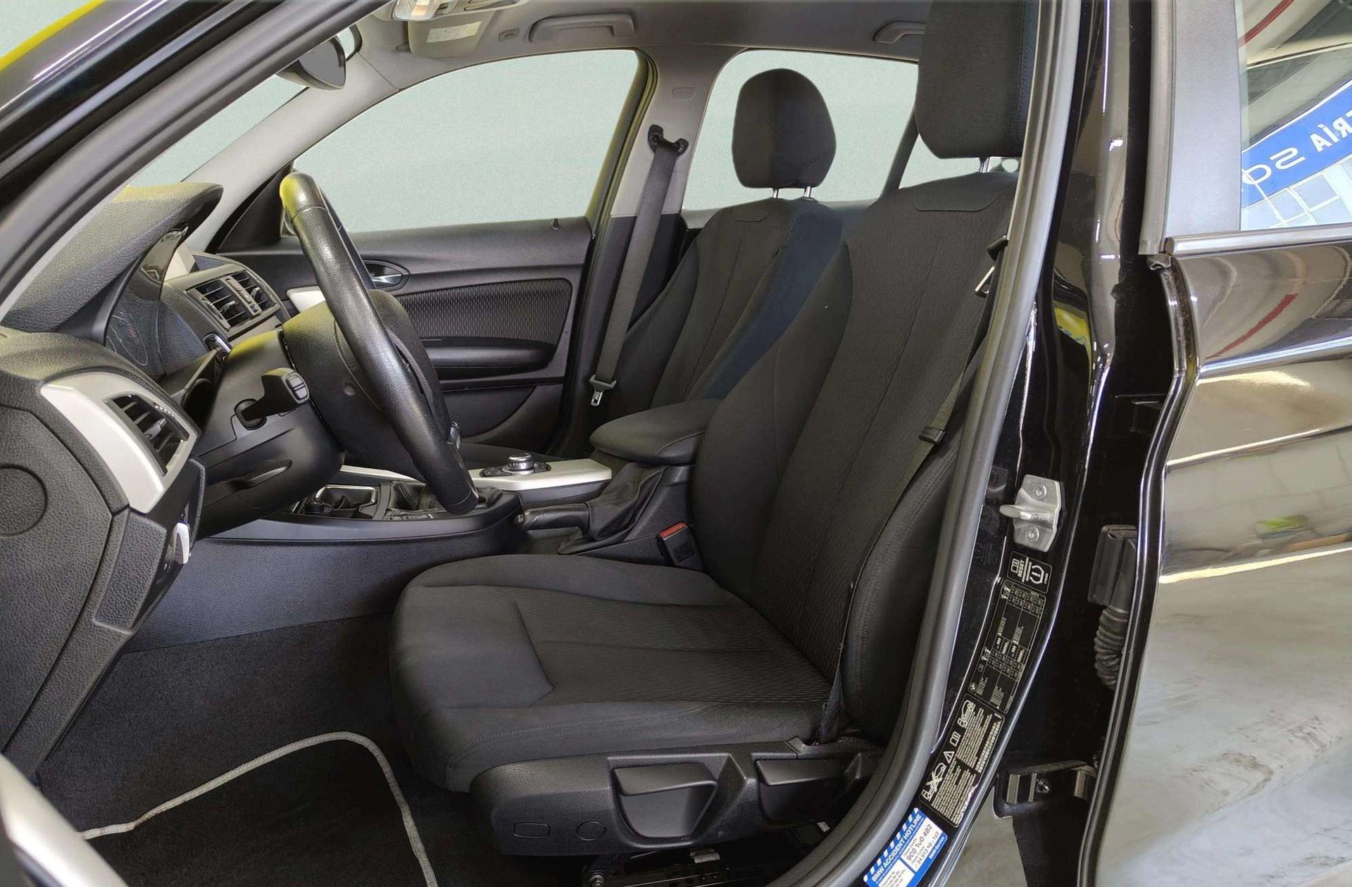 BMW Serie 1 118d xDrive - foto 10