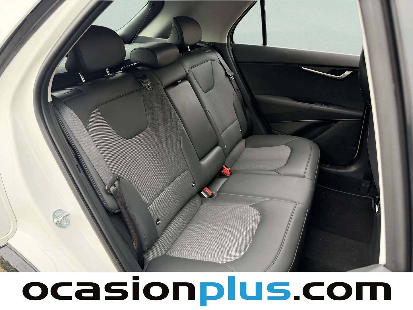 Foto KIA Niro Kia Niro 1.6 GDi HEV Drive (129 CV)