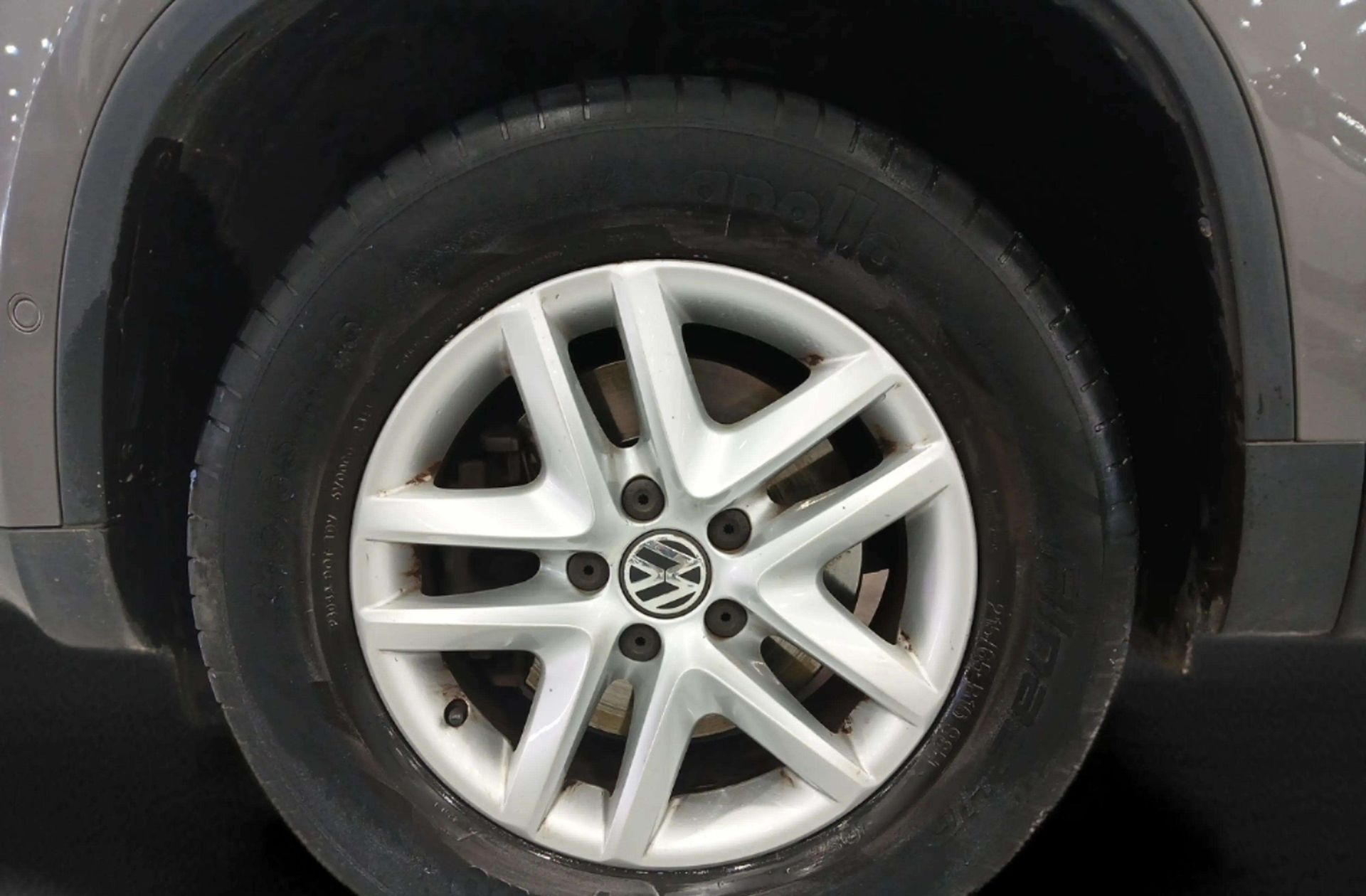 Volkswagen Tiguan Advance 2.0 TDI BMT Front Drive - foto 31
