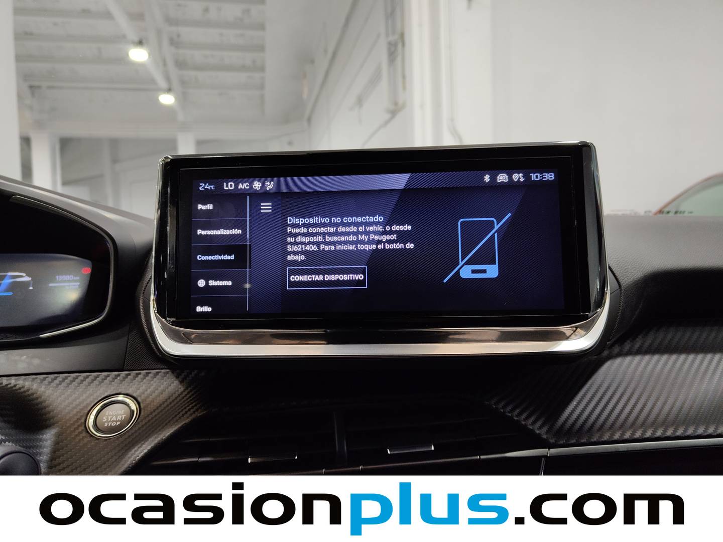 Foto Peugeot 2008 Peugeot 2008 Allure Hybrid eDCS6 (136 CV)