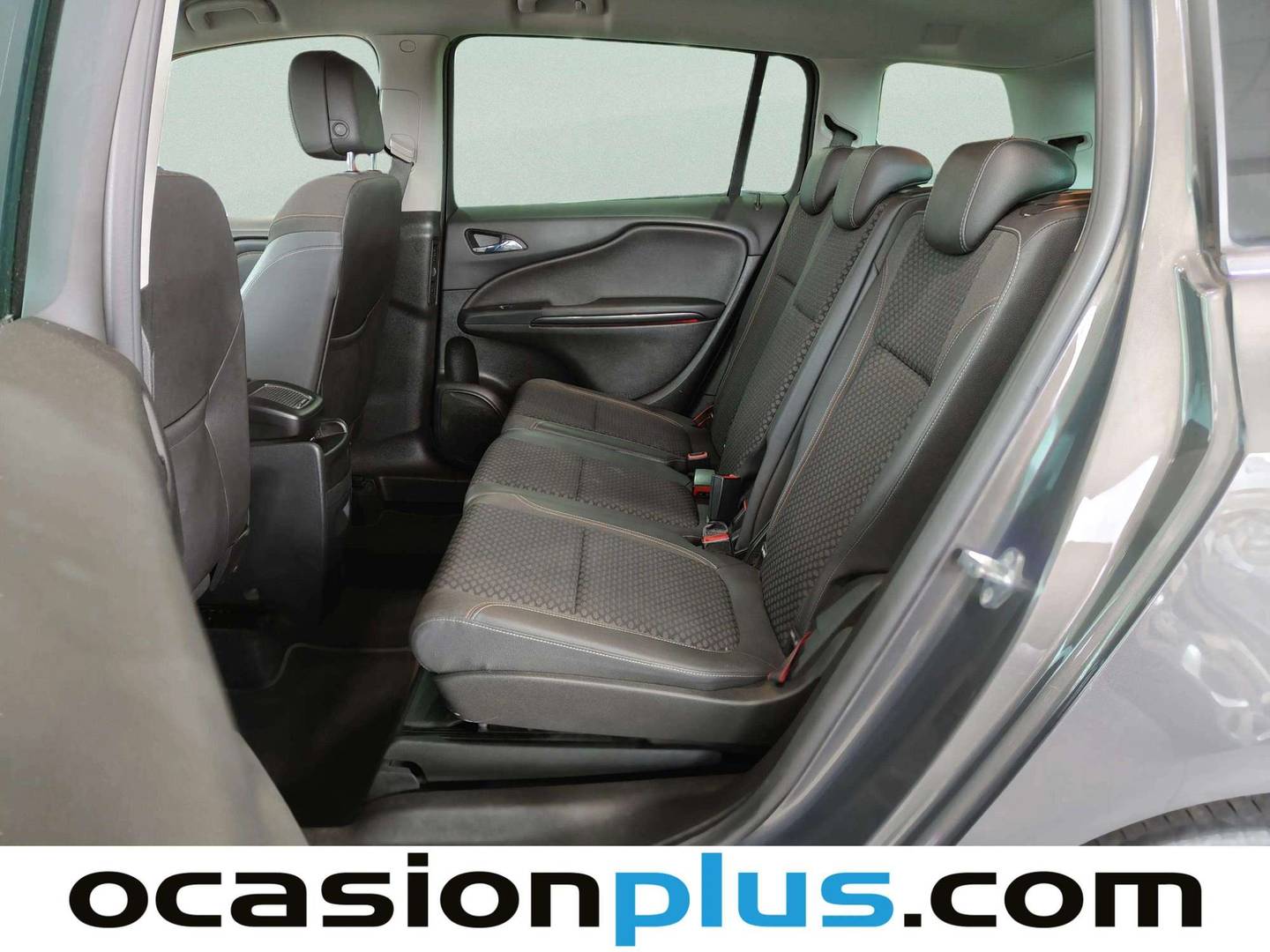 Foto asientos traseros Opel Zafira Tourer Opel Zafira Tourer 1.6 CDTi S&S Excellence (136 CV) 7 Plazas