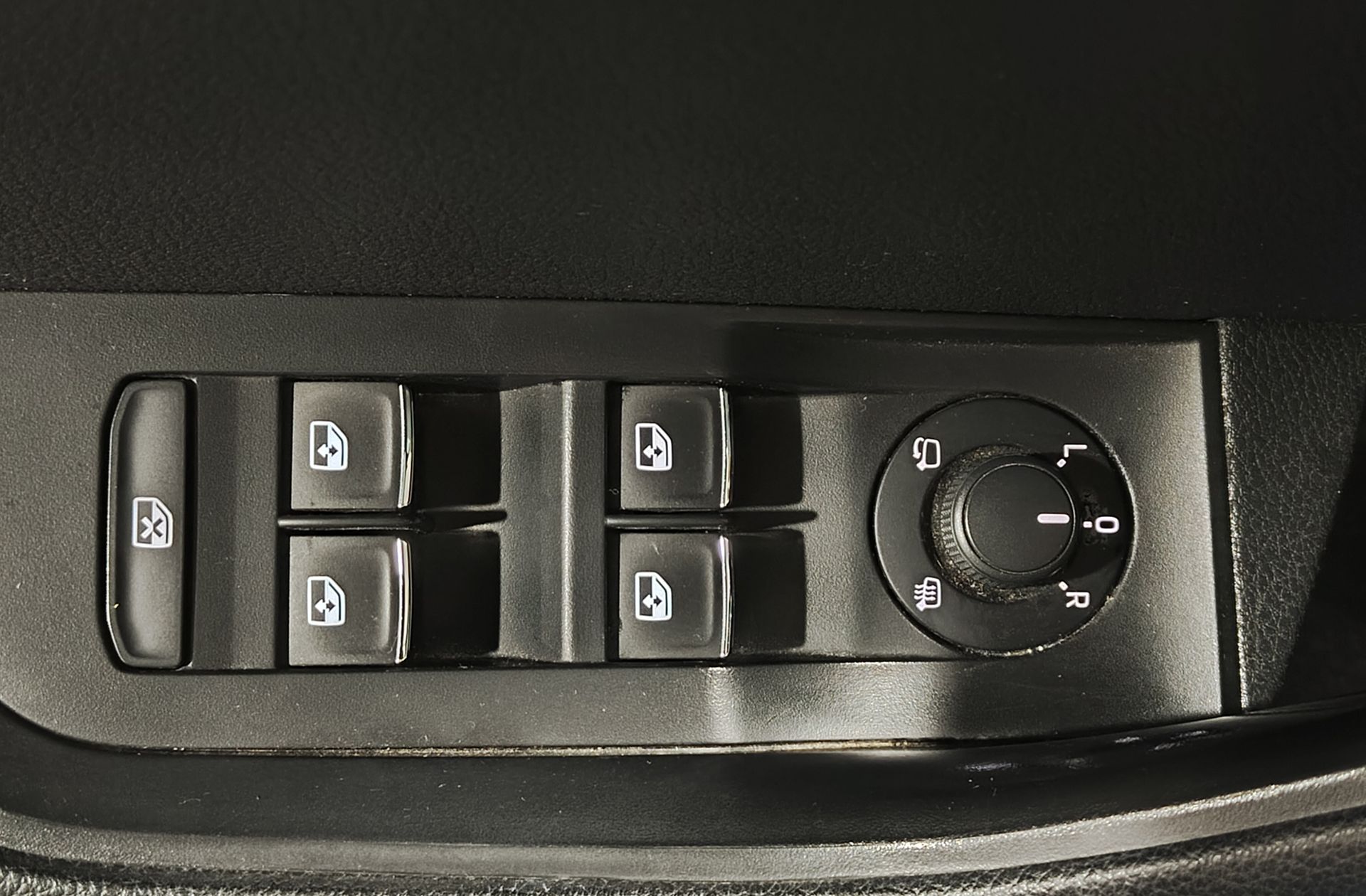 Škoda Superb 1.4 TSI Style 4x4 - foto 36