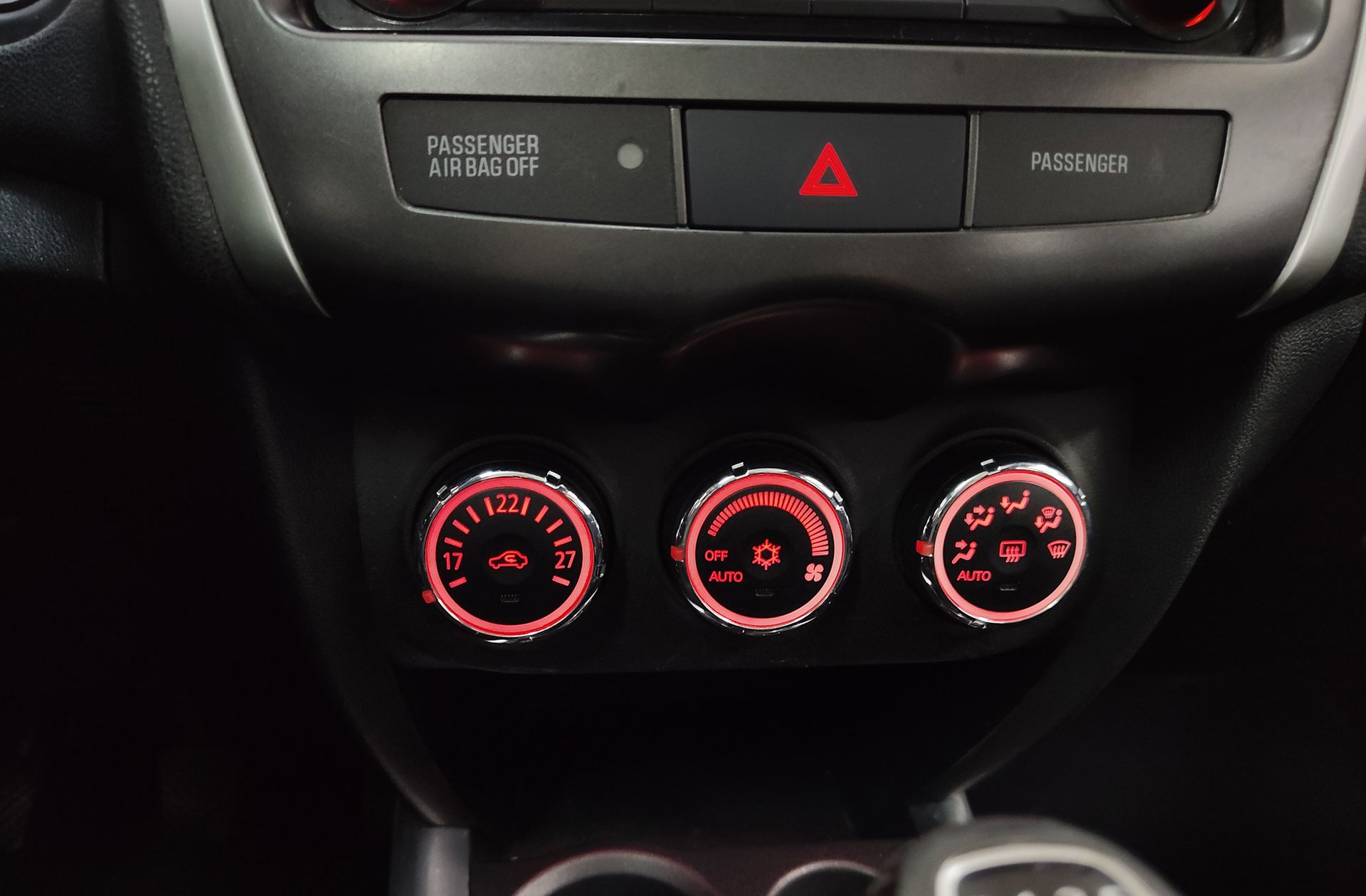 Mitsubishi ASX 180 DI-D Motion - foto 27
