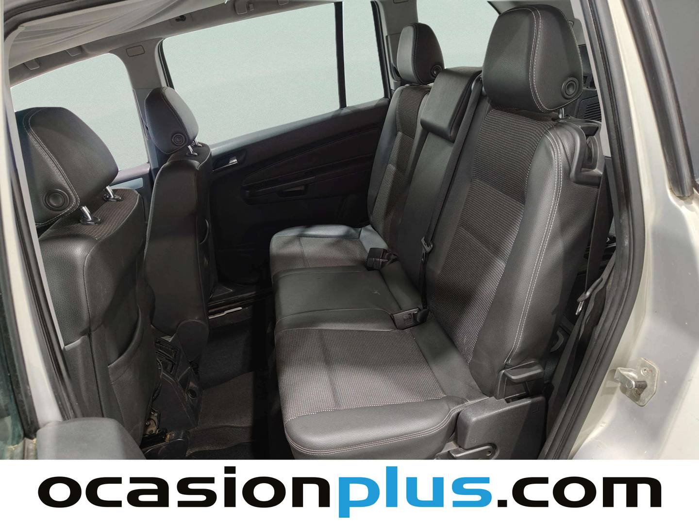 Foto asientos traseros Opel Zafira Opel Zafira 1.8 16v Cosmo  (140 CV)