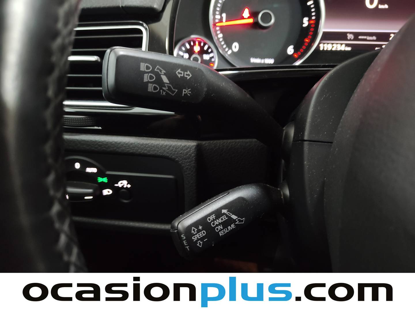 Foto Volkswagen Touareg Volkswagen Touareg R-Line 3.0 TDI BMT (204 CV) Tiptronic