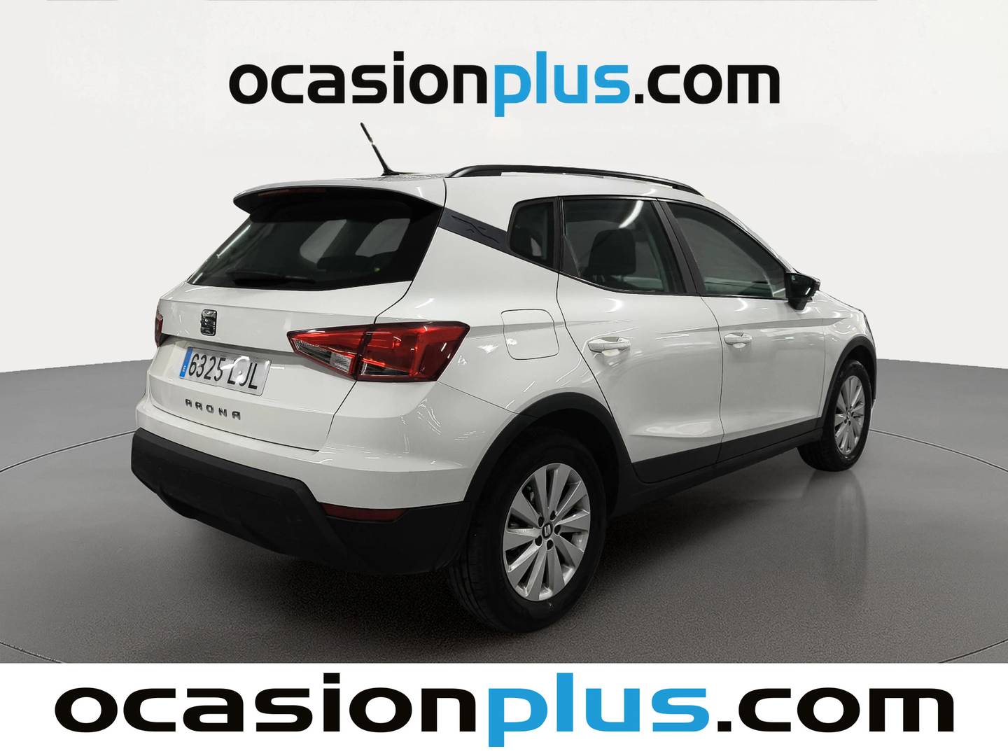 Foto trasera Seat Arona Seat Arona 1.0 TSI Style Ecomotive (115 CV) derecha