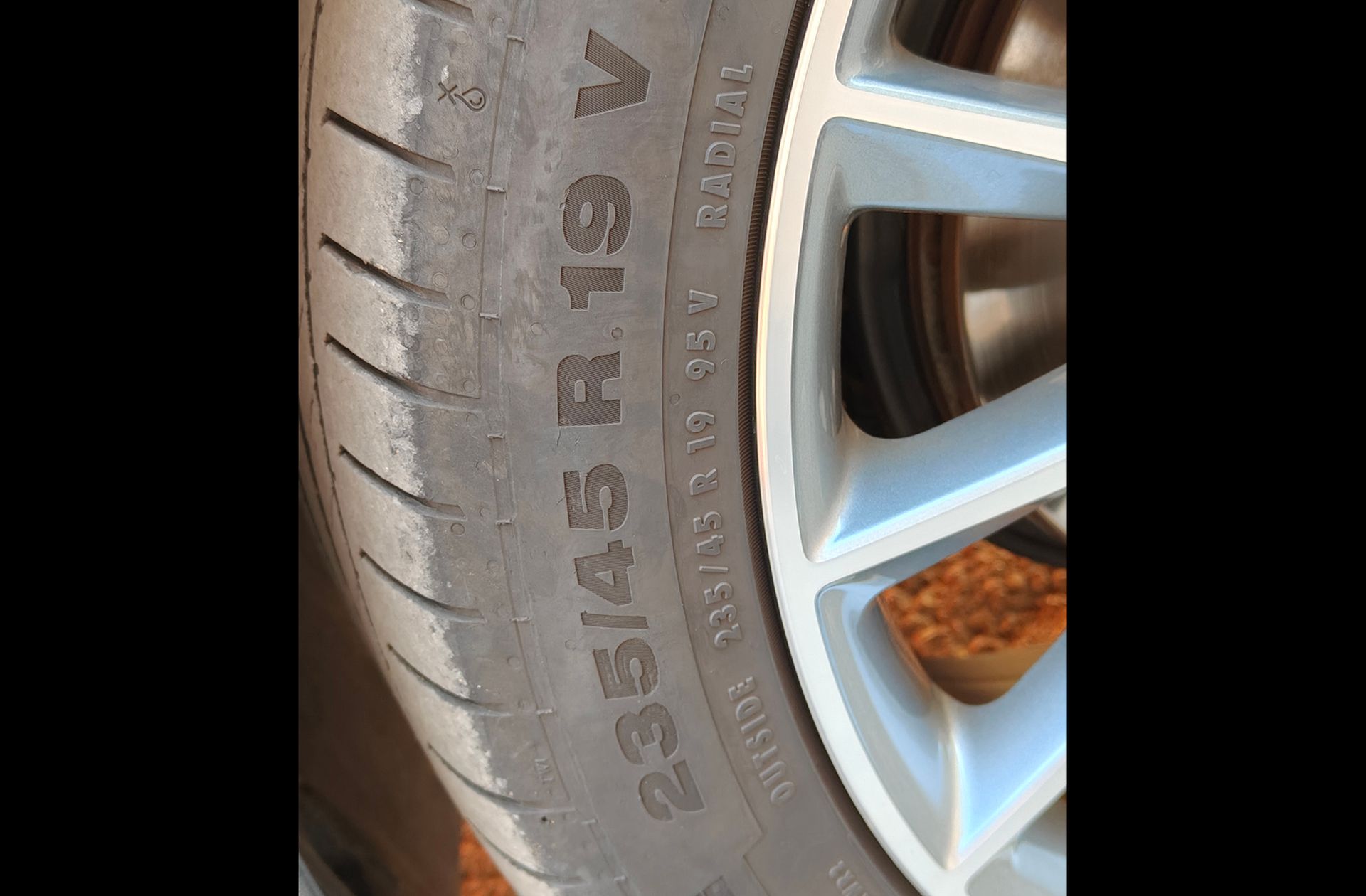 Mercedes-Benz GLA 200 - foto 33