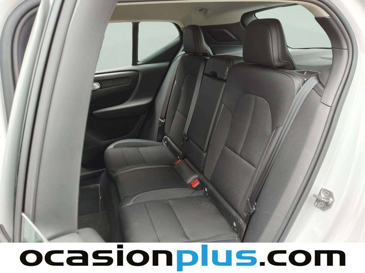 Foto asientos traseros Volvo XC40 Volvo XC40 T3 Momentum (156 CV)
