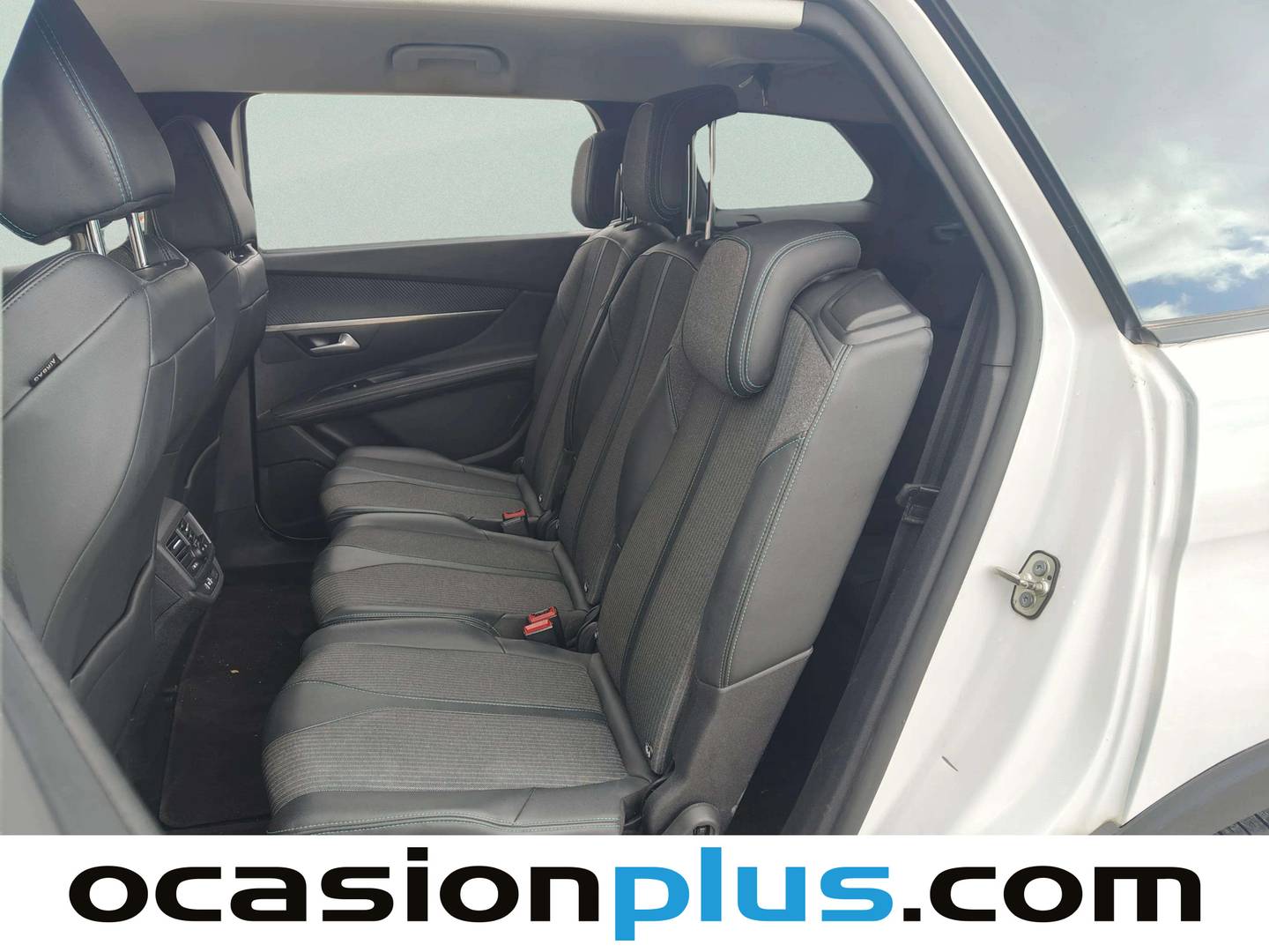 Foto asientos traseros Peugeot 5008 Peugeot 5008 BlueHDi 130 S&S Allure EAT8 (130 CV) 7 Plazas