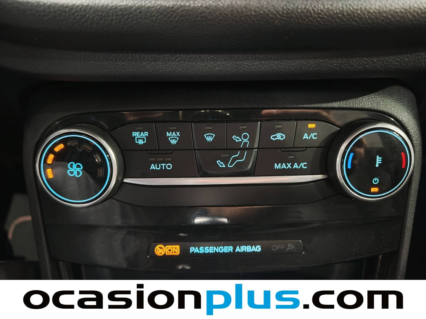 Foto Ford Puma Ford Puma 1.0 EcoBoost MHEV ST-Line X Auto (155 CV)