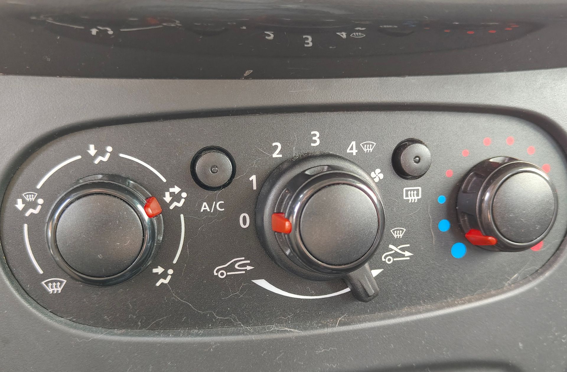 Dacia Sandero Stepway TCe - foto 21