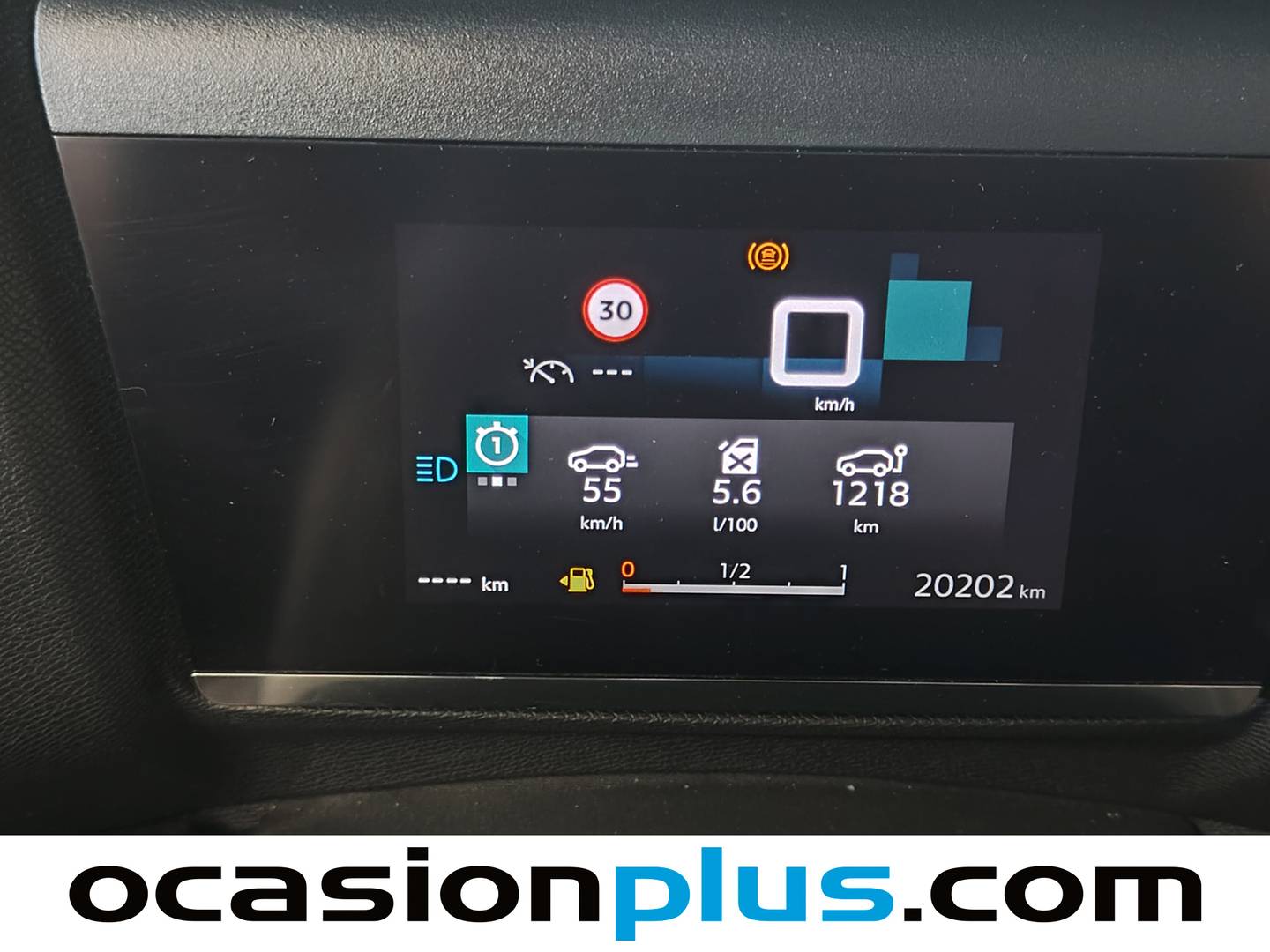 Foto Citroën C4 X Citroen C4 X PureTech 100 S&S 6v You (102 CV)