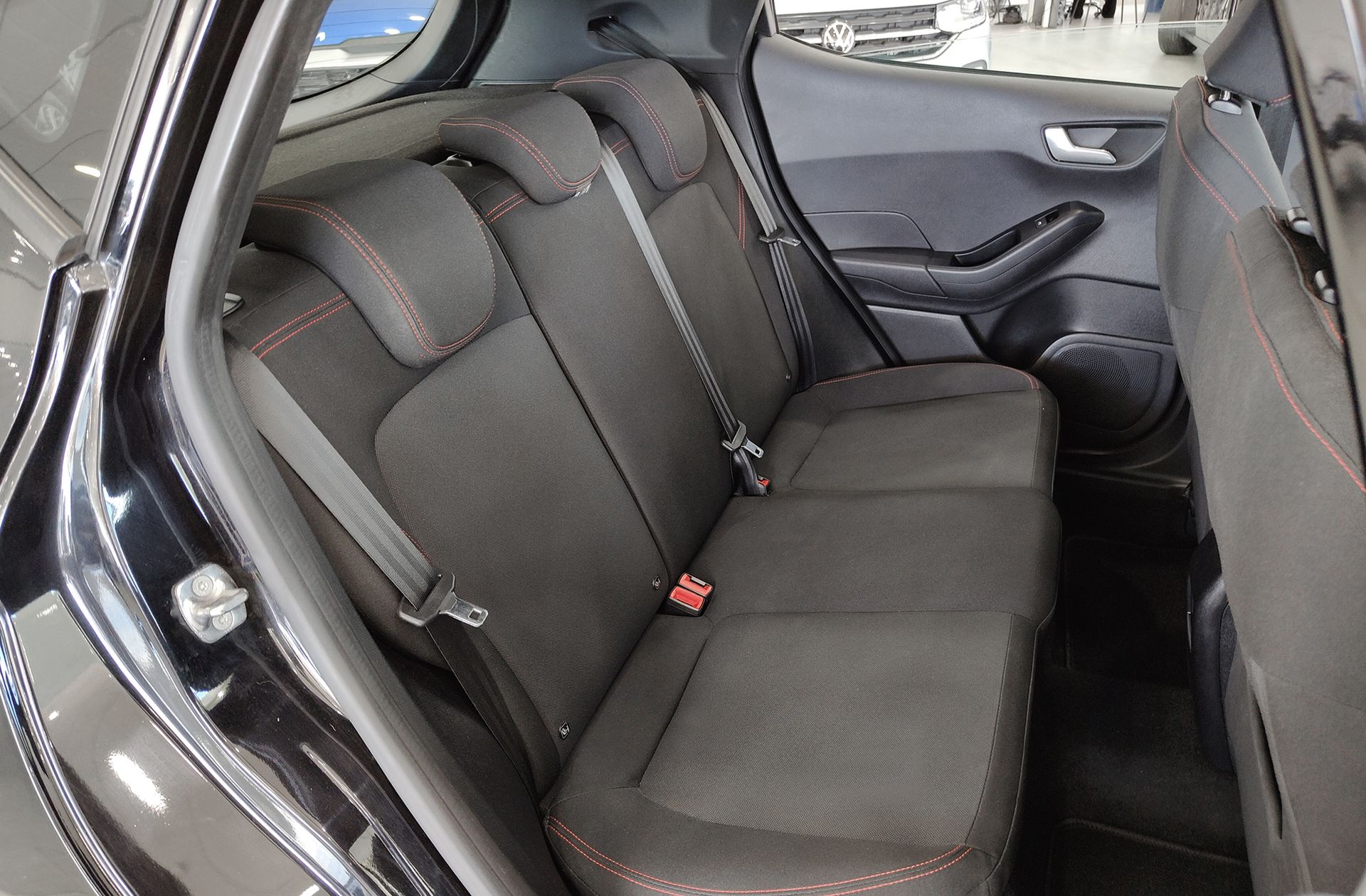 Ford Fiesta 1.0 EcoBoost MHEV ST-Line - foto 19