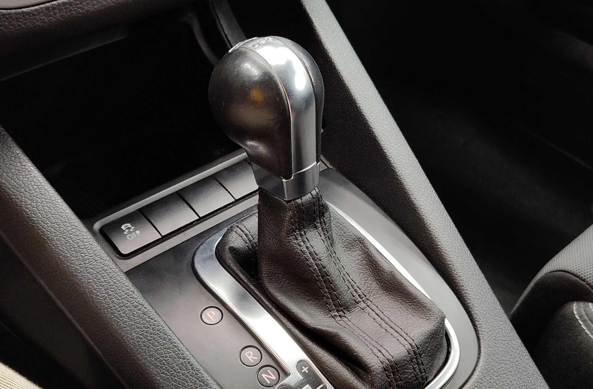 Volkswagen Scirocco 1.4 TSI DSG - foto 5