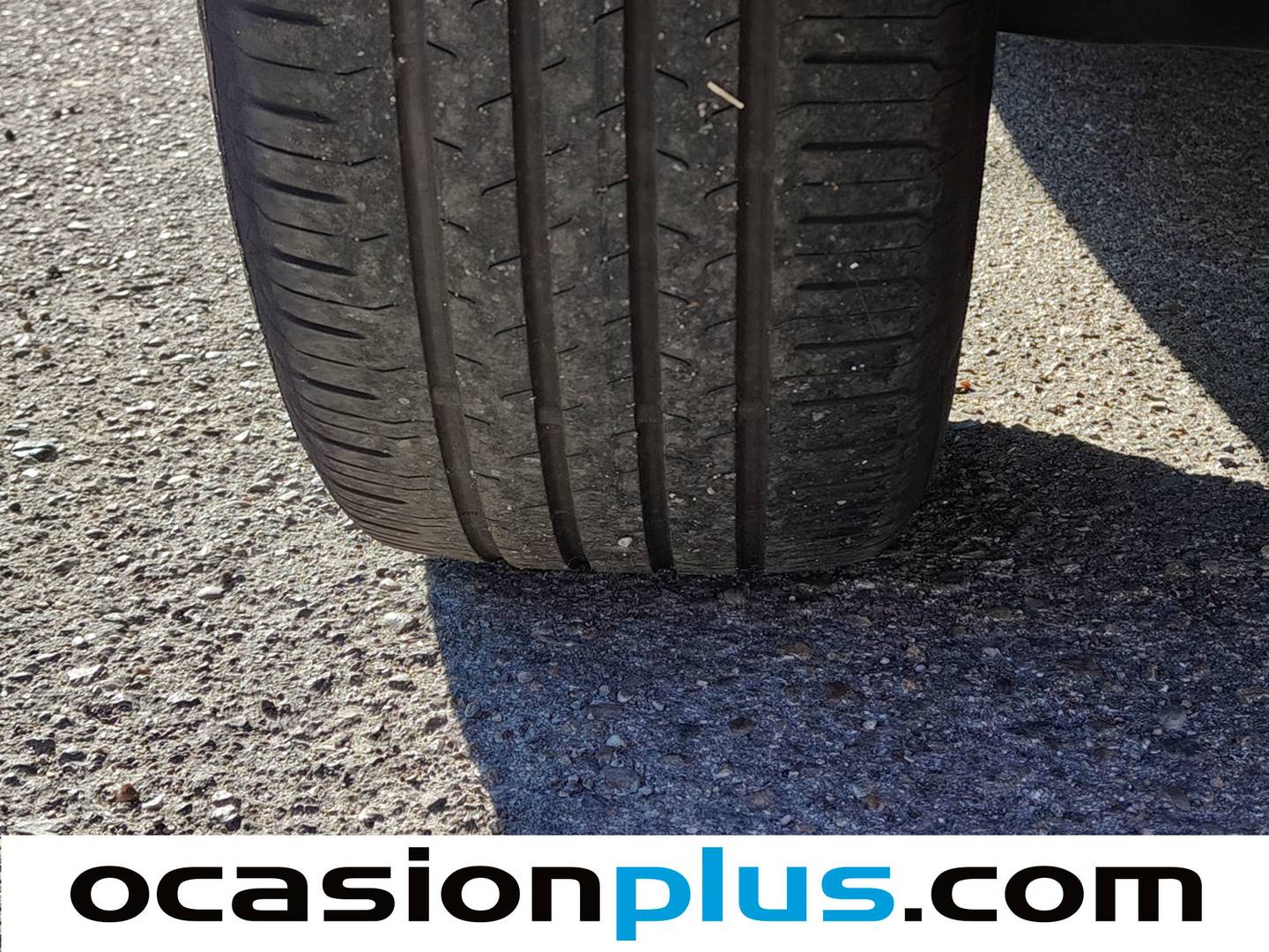 Foto Volvo XC40 Volvo XC40 T3 Momentum Pro Auto (163 CV)