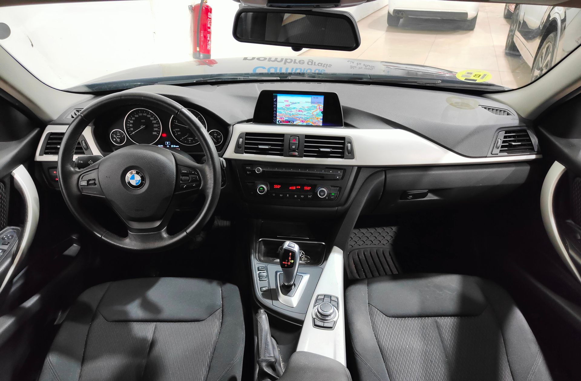 BMW Serie 3 320d - foto 6