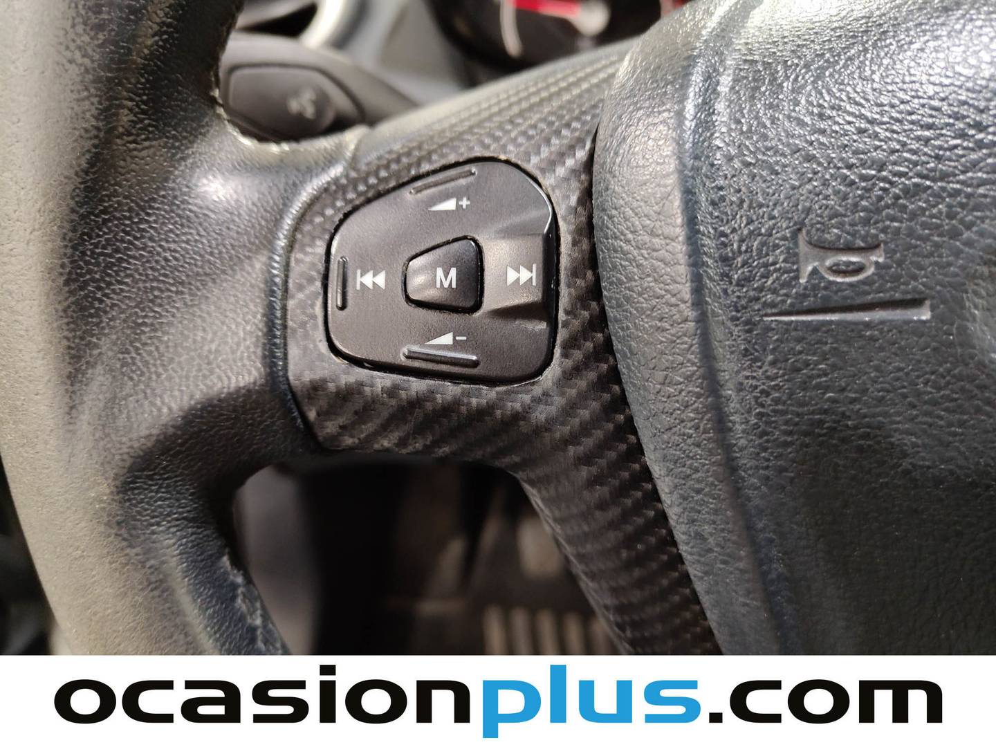 Extras y acabados del Ford Fiesta Ford Fiesta 1.6 TDCI DPF Sport (95 CV)