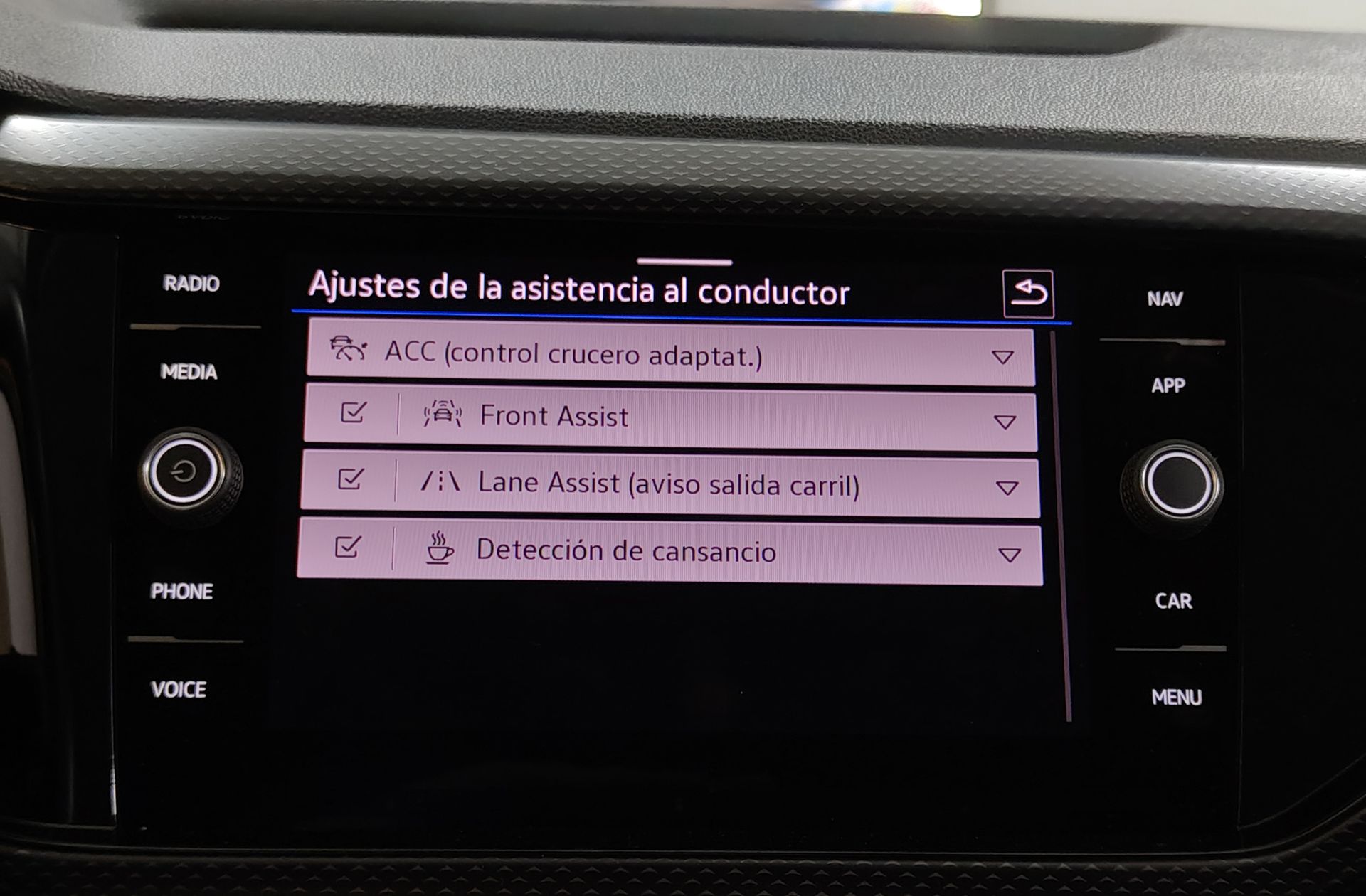 Volkswagen T-Cross Advance 1.5 TSI DSG - foto 34