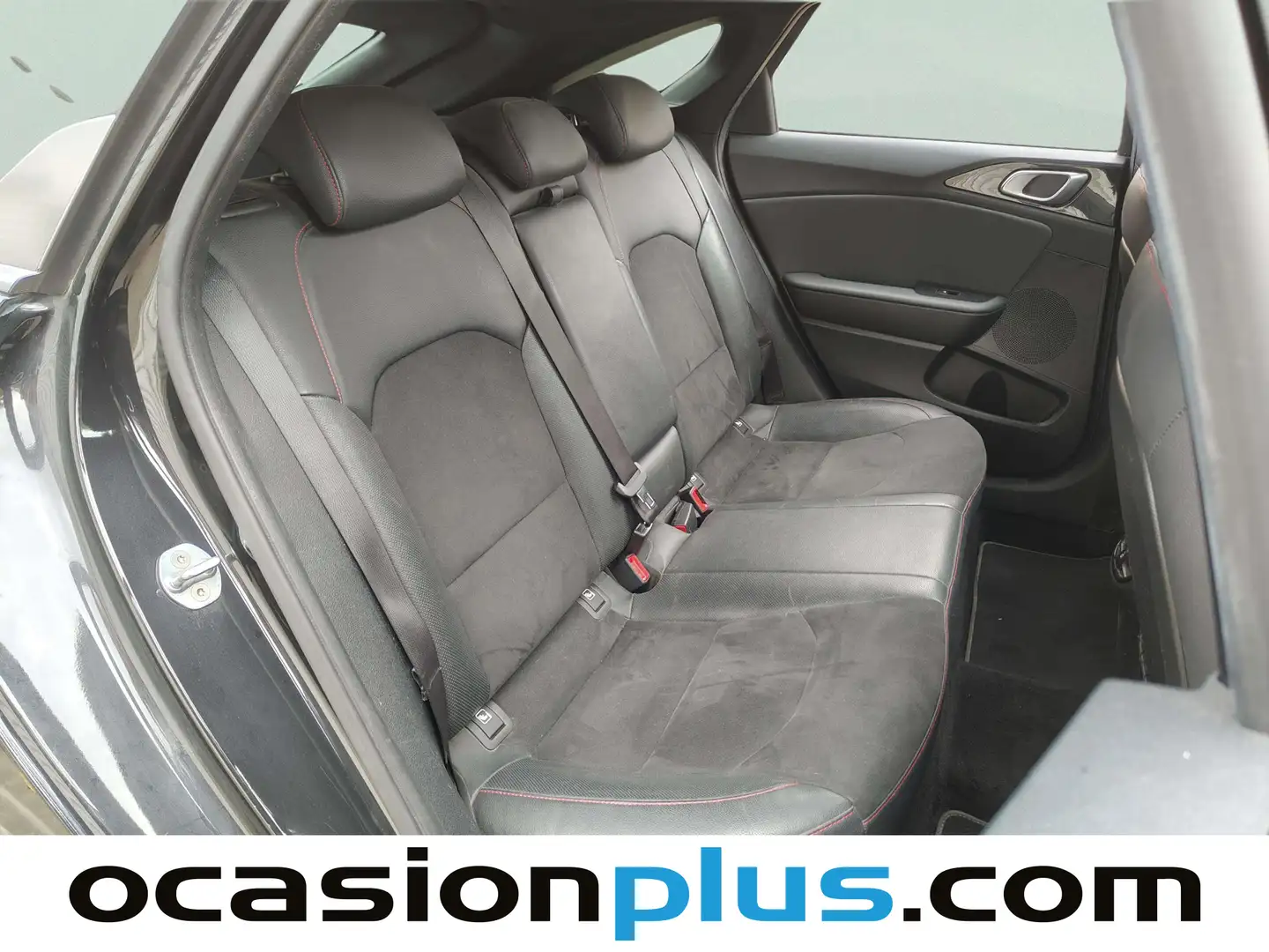 Foto KIA ProCeed Kia ProCeed 1.6 T-GDI GT DCT (204 CV)