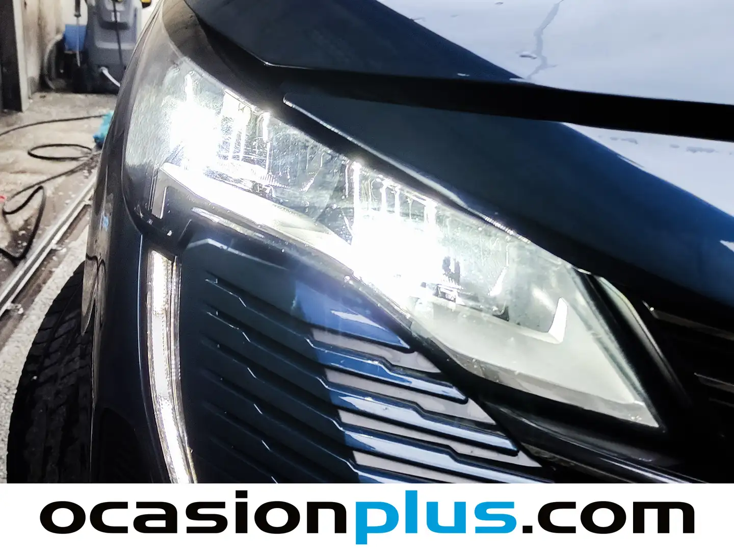 Foto Peugeot 3008 Peugeot 3008 PureTech 130 S&S Allure Pack EAT8 (130 CV)