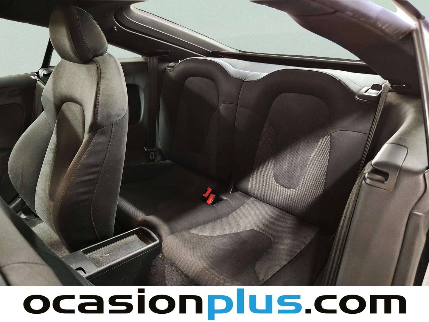 Foto asientos traseros Audi TT Audi TT Coupe 1.8 TFSI (160 CV) Pack S-Line