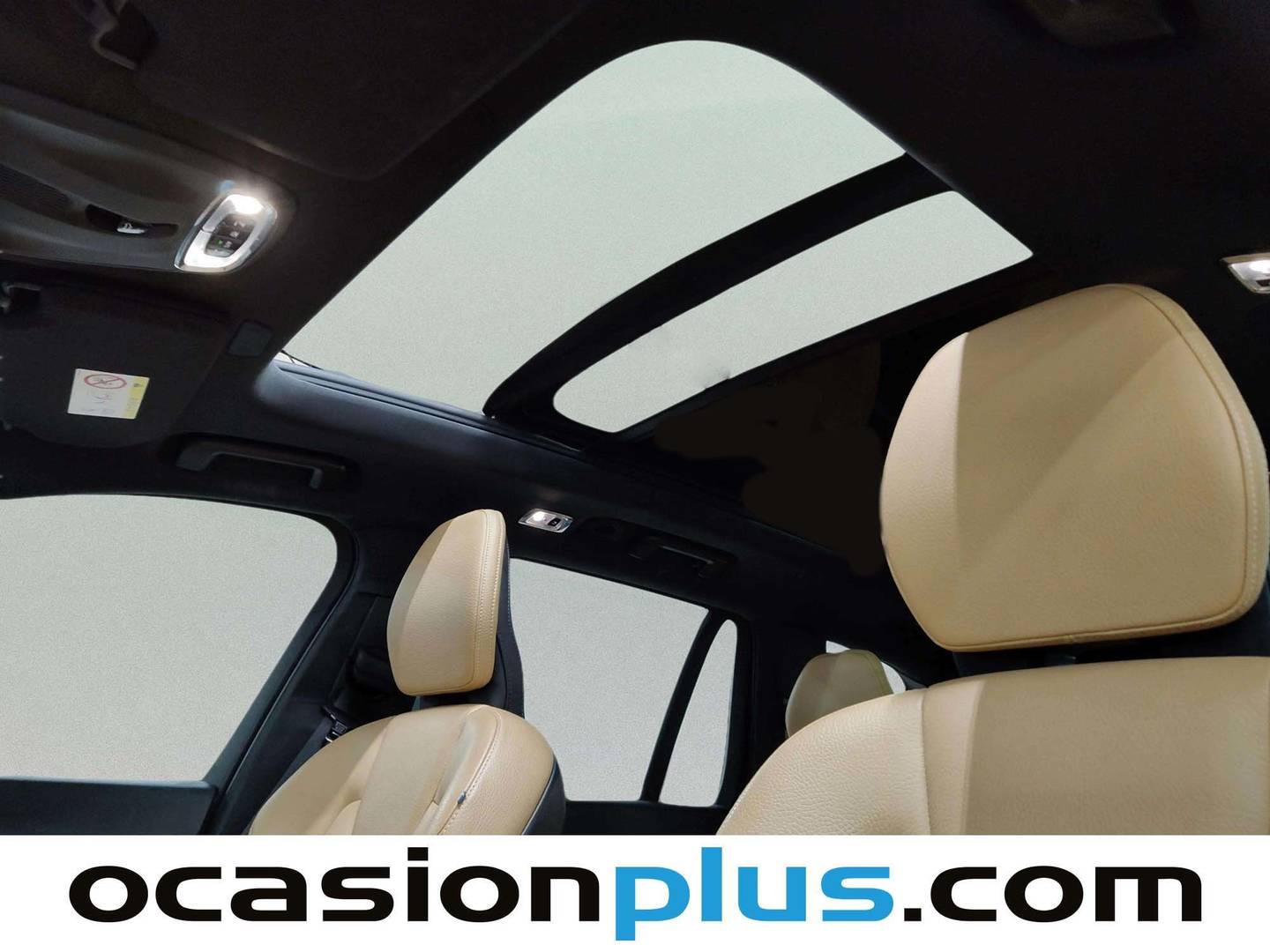 Foto Volvo XC90 Volvo XC90 D5 Momentum AWD Auto (235 CV) 7 Plazas