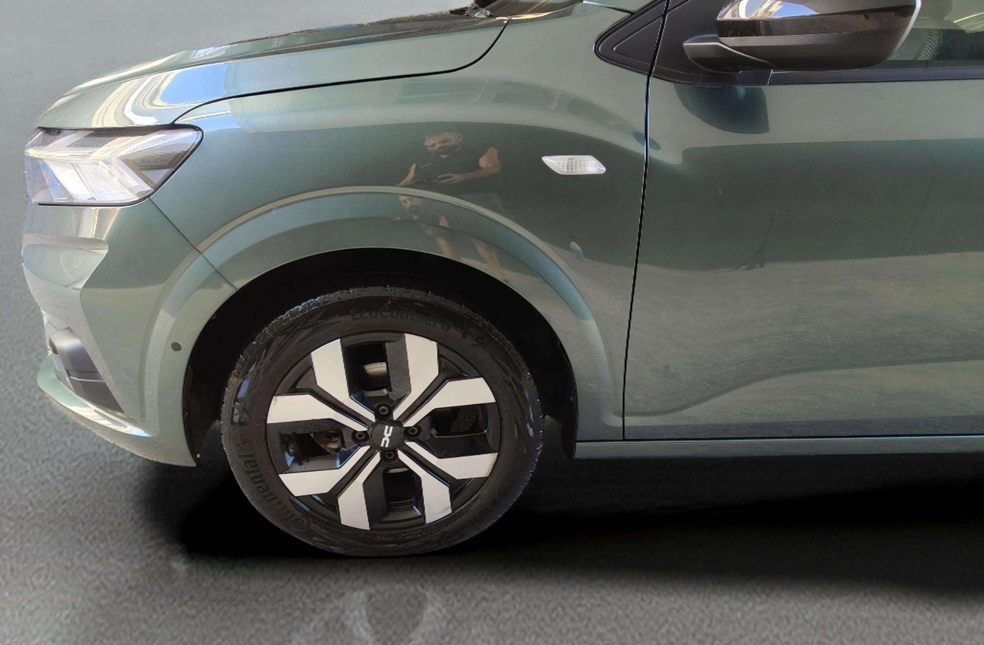 Dacia Sandero Journey Go ECO-G 4x2 - foto 35
