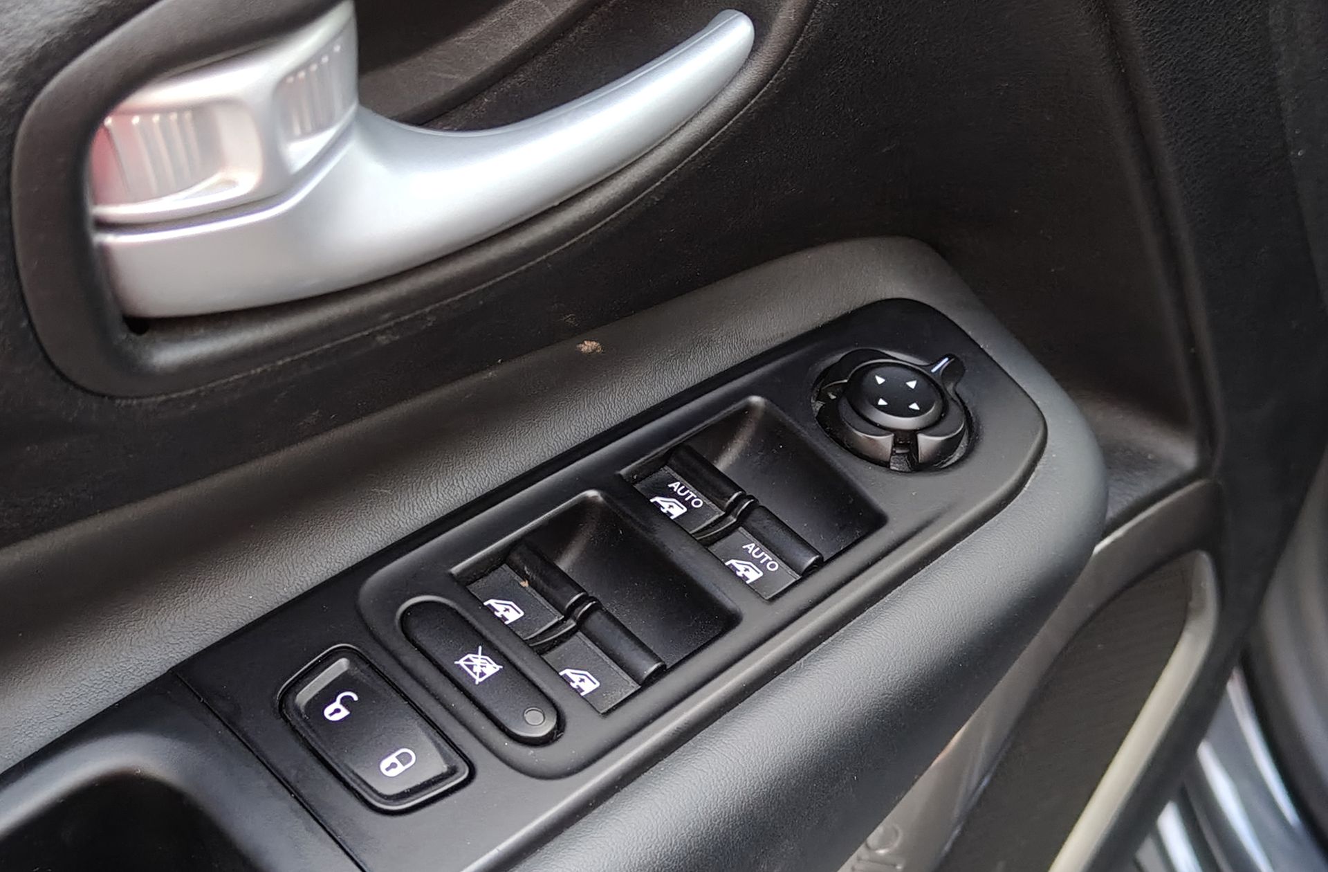 Jeep Renegade 1.0G Limited 4x2 - foto 35