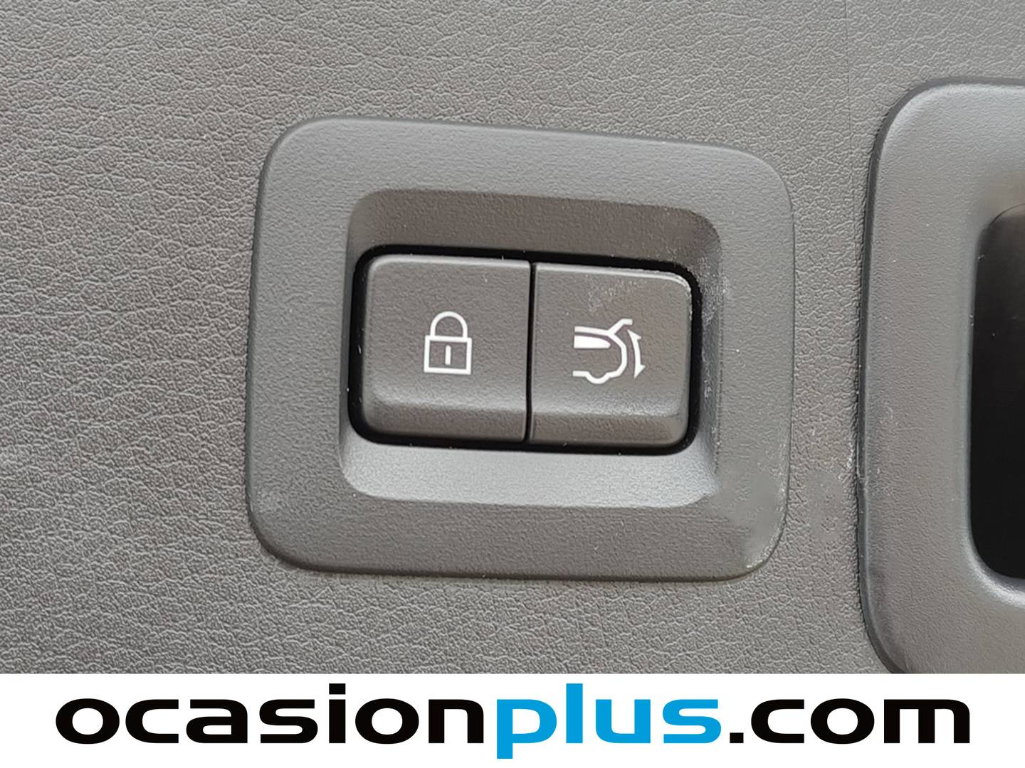 Accesorios del Mazda CX-30 Mazda CX-30 2.0 Skyactiv-G Zenith 2WD AT (122 CV)