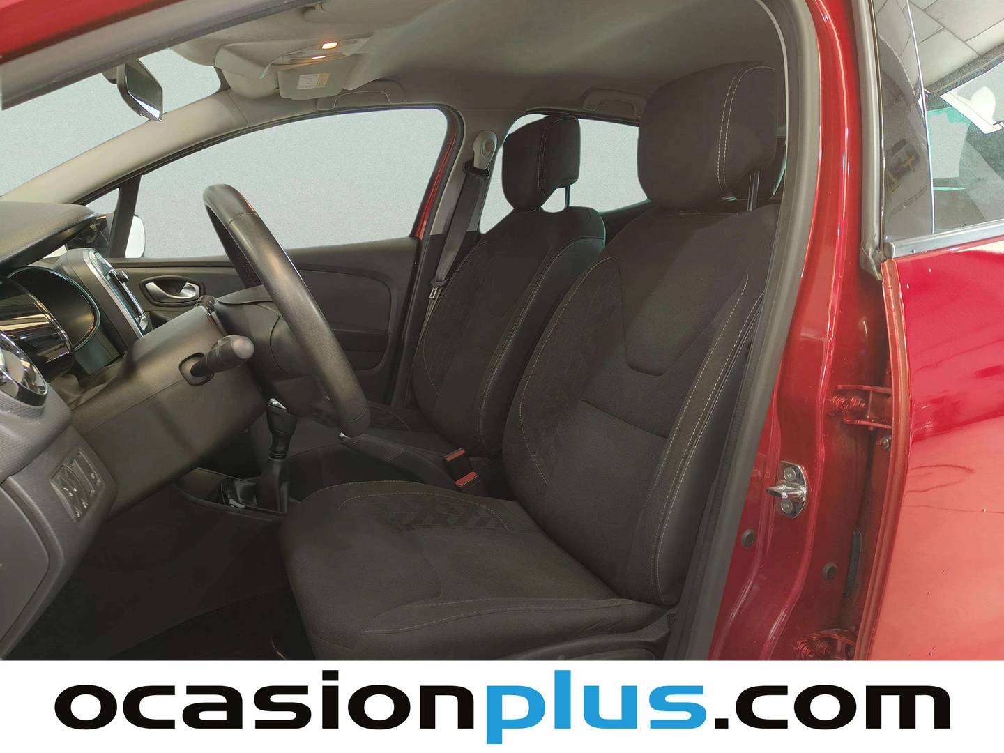 Foto asientos delanteros Renault Clio Renault Clio Limited TCe (90 CV)