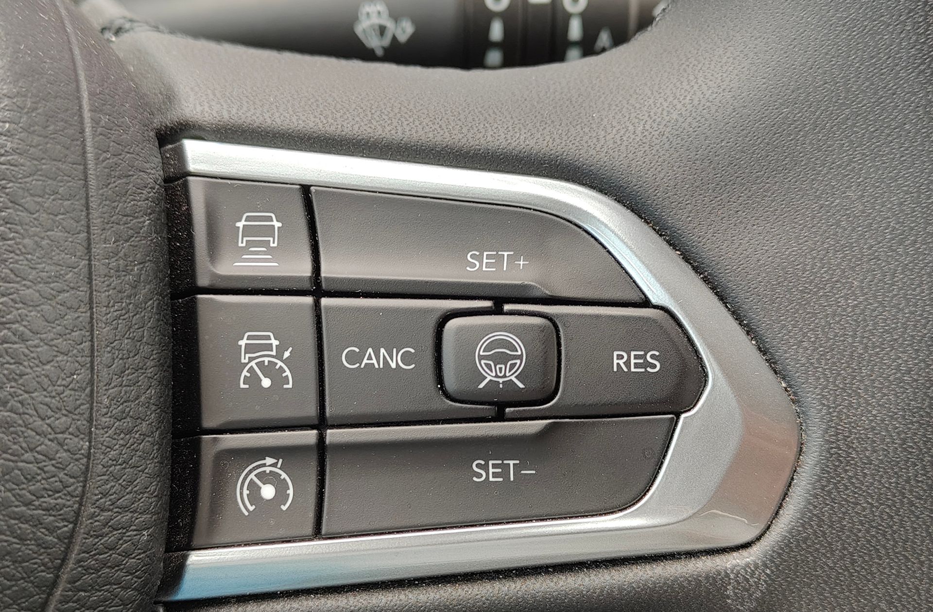 Jeep Compass 1.6 MultiJet Limited 4x2 - foto 33