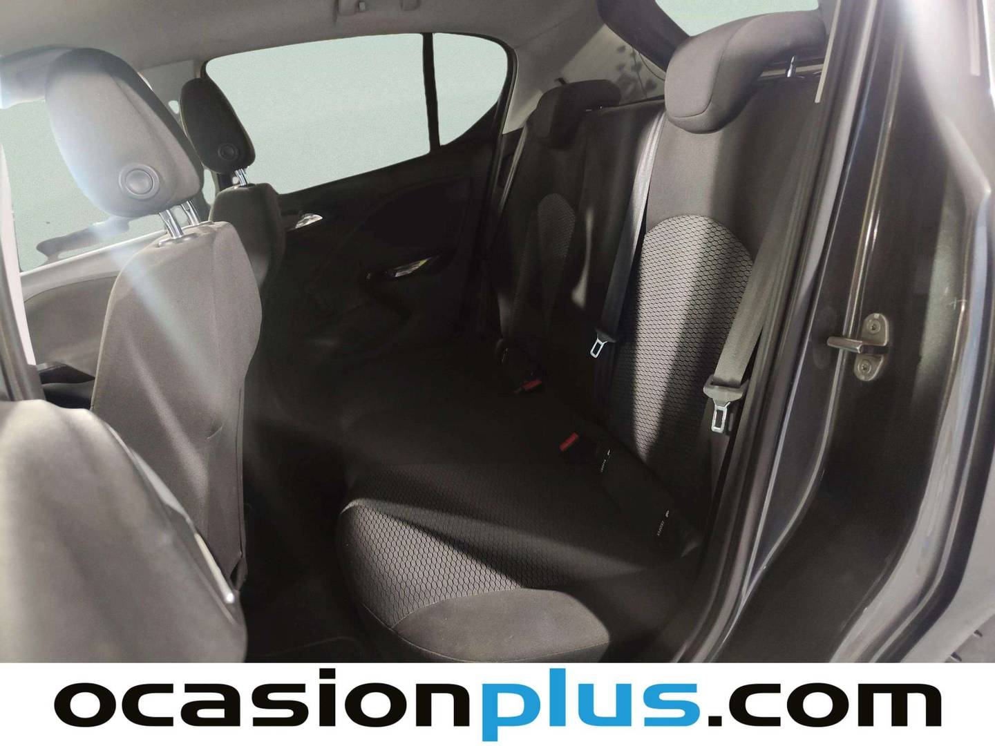 Foto asientos traseros Opel Corsa Opel Corsa 1.4 Selective (90 CV)
