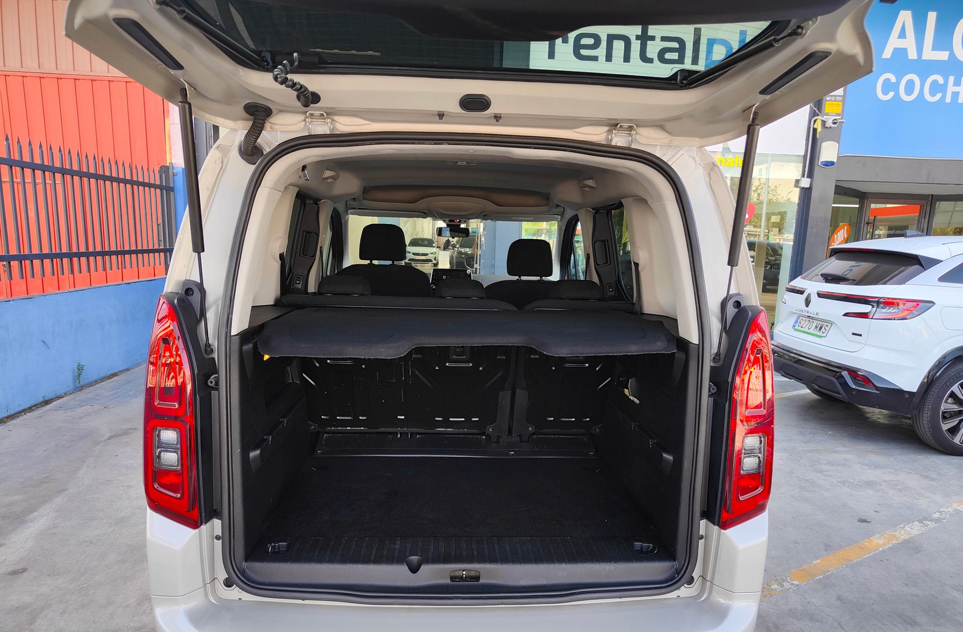 Opel Combo 1.5 TD Selective L - foto 13
