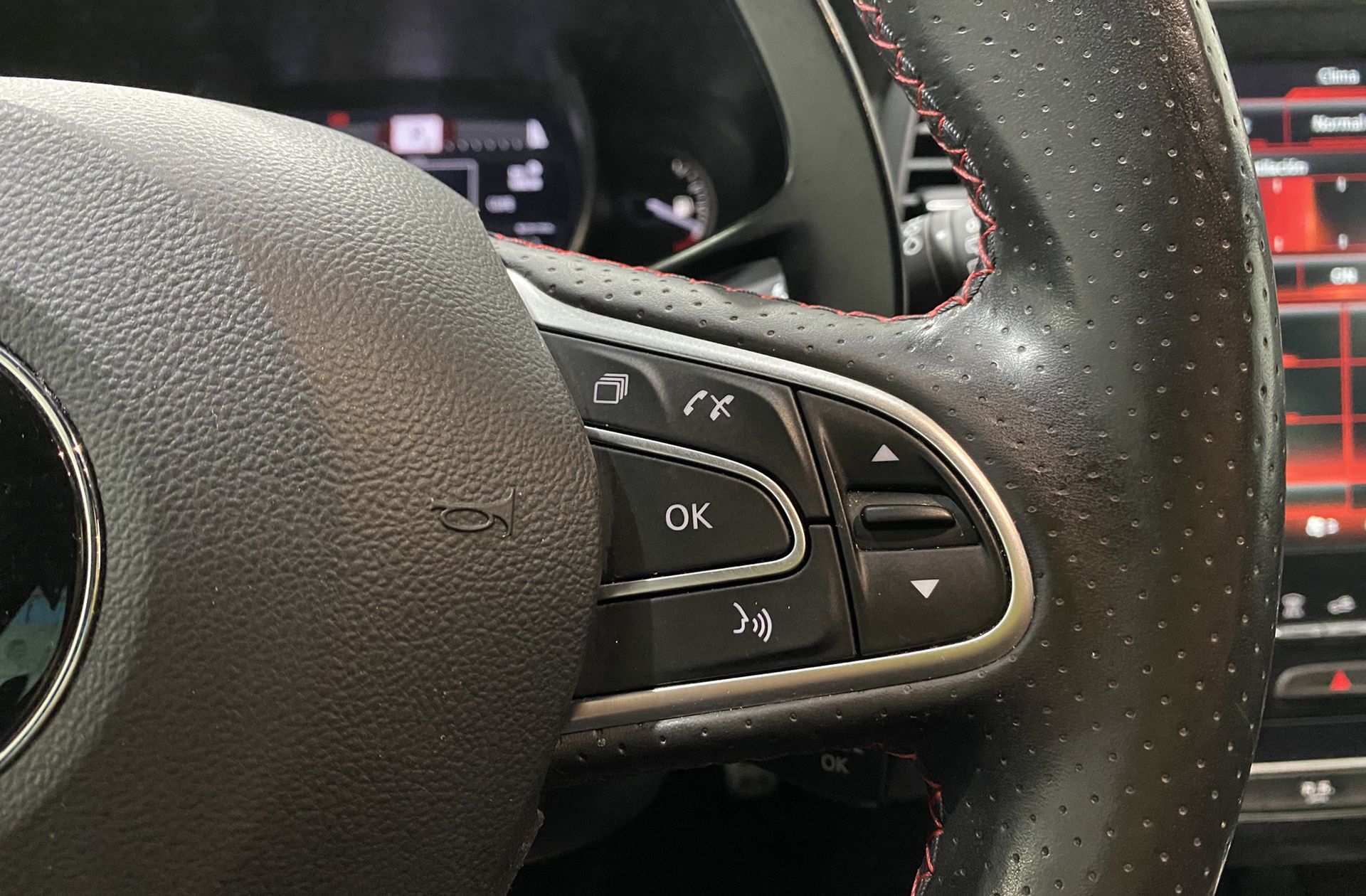 Renault Mégane RS Energy TCe EDC - foto 25