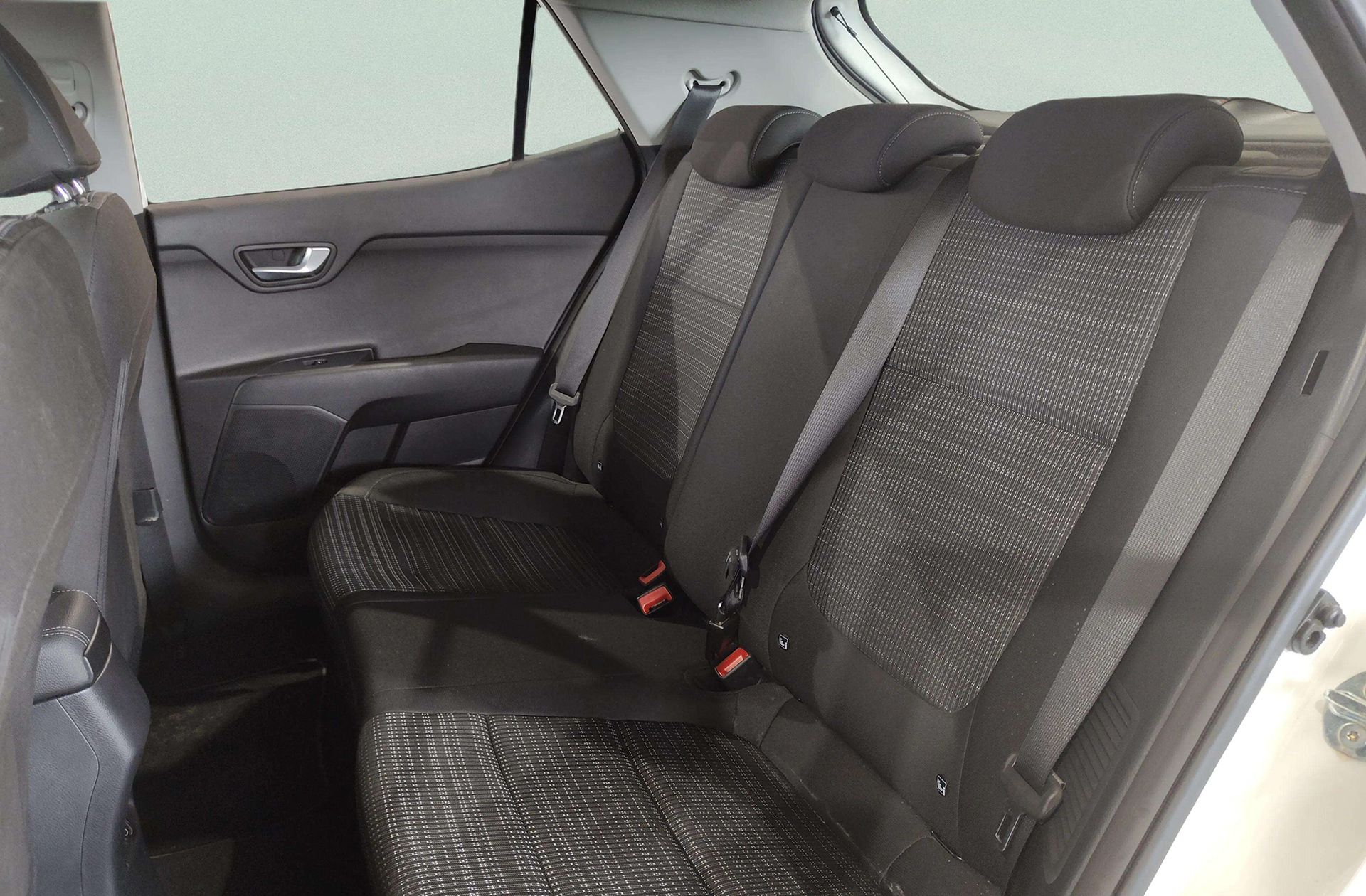 Kia Stonic 1.0 T-GDi MHEV Drive - foto 12