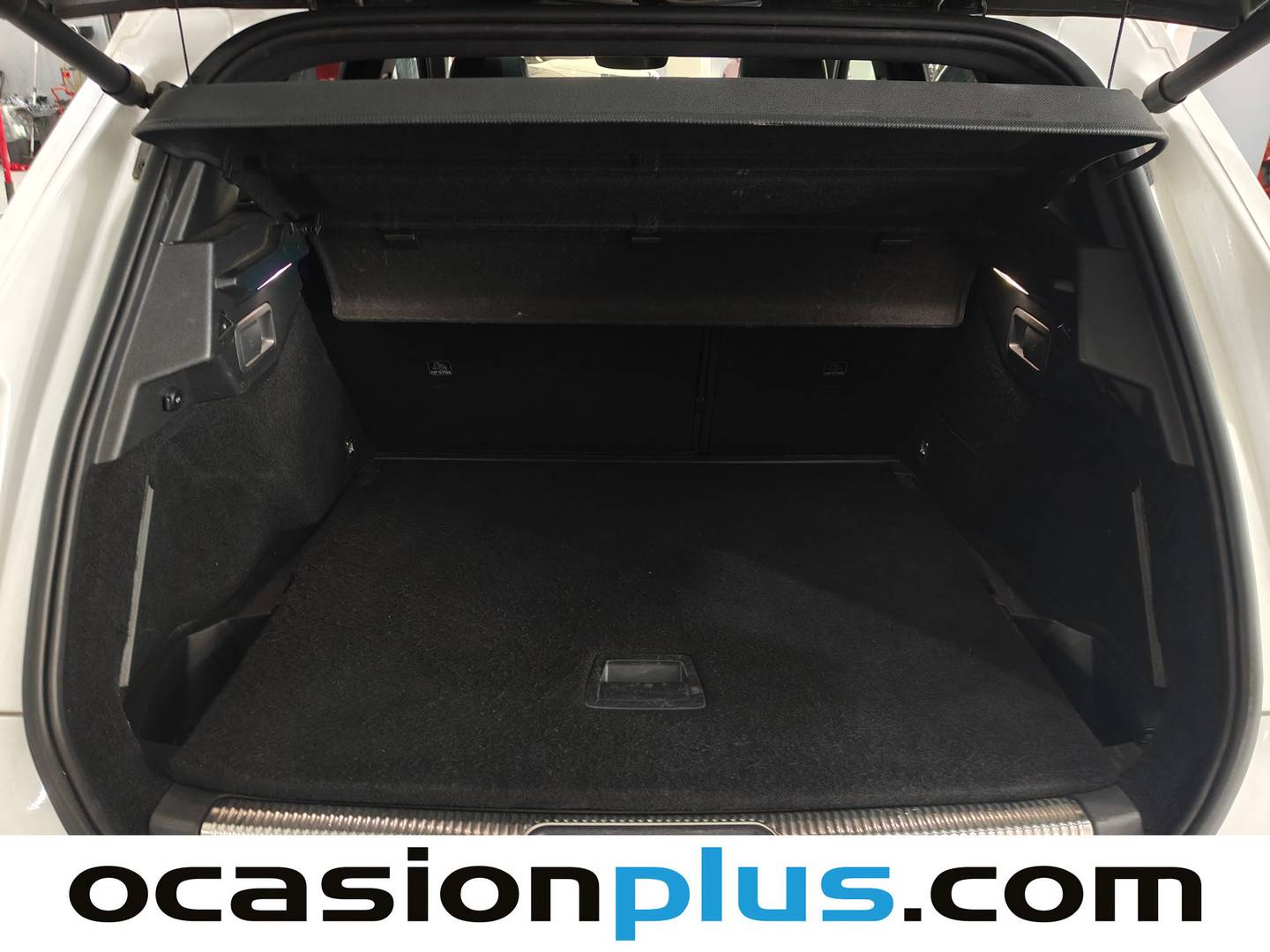 Fotos maletero DS DS 7 Crossback E-Tense DS DS7 Crossback E-Tense 300 Performance Line+ 4WD Auto  (300 CV)