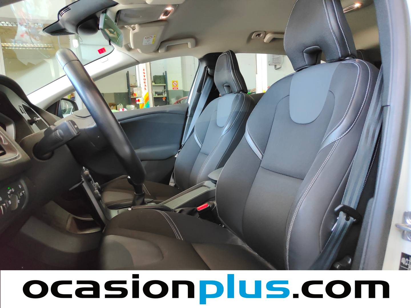 Foto asientos delanteros Volvo V40 Volvo V40 D3 Kinetic (150 CV)