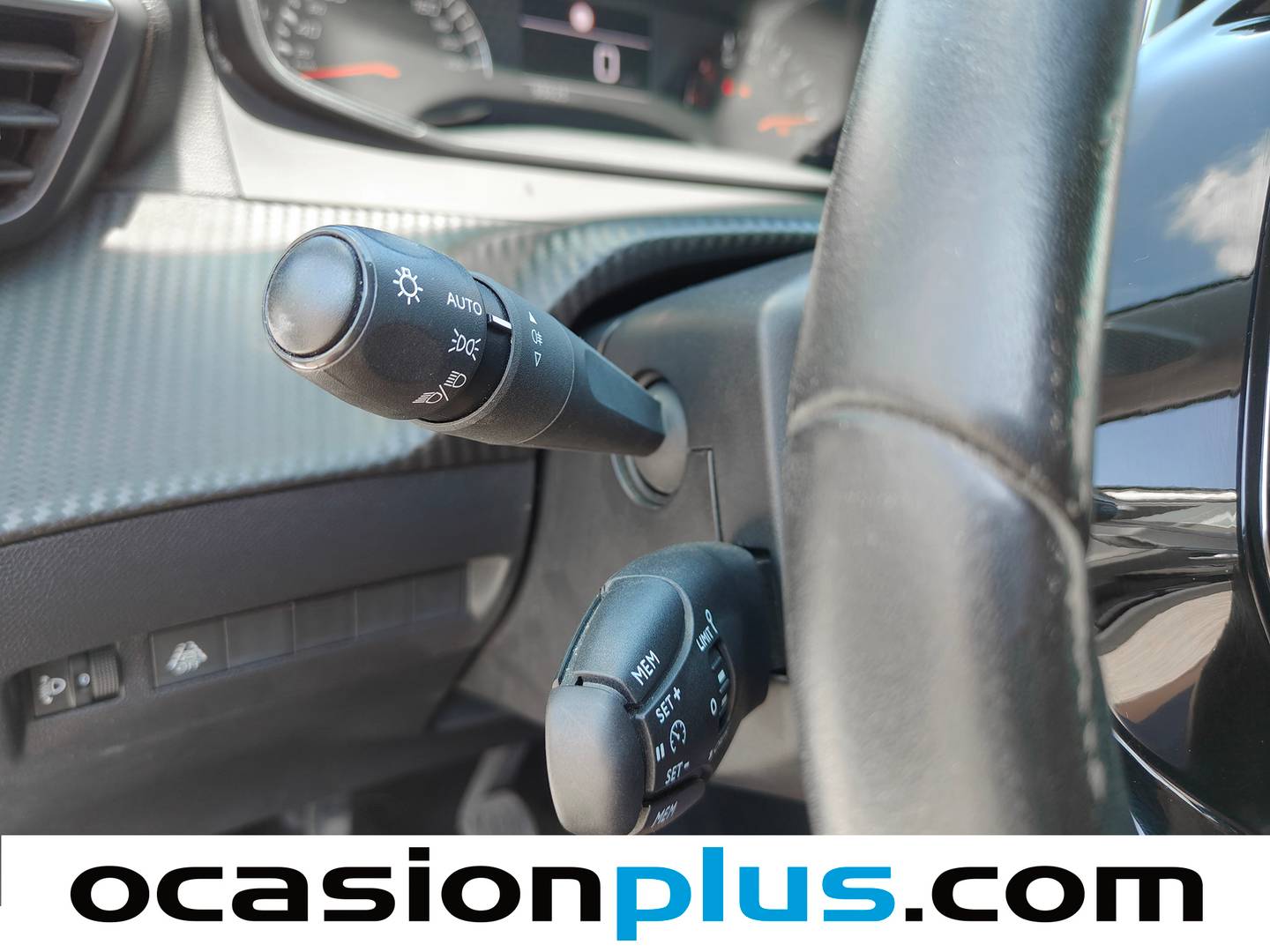 Equipamiento del Peugeot 208 Peugeot 208 PureTech 100 Active (100 CV)