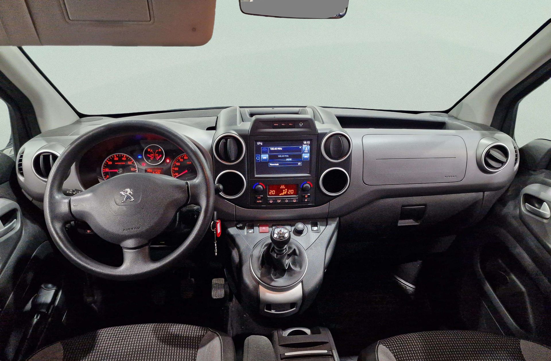 Peugeot Partner Tepee BlueHDi 100 Outdoor - foto 6