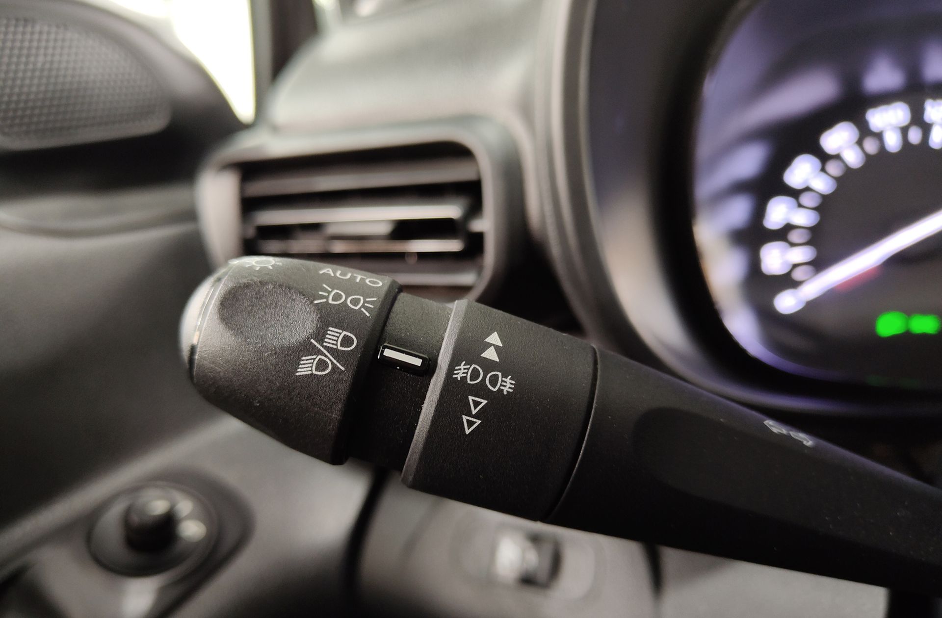 Citroën Berlingo Combi BlueHDi 100 Talla M Feel - foto 22