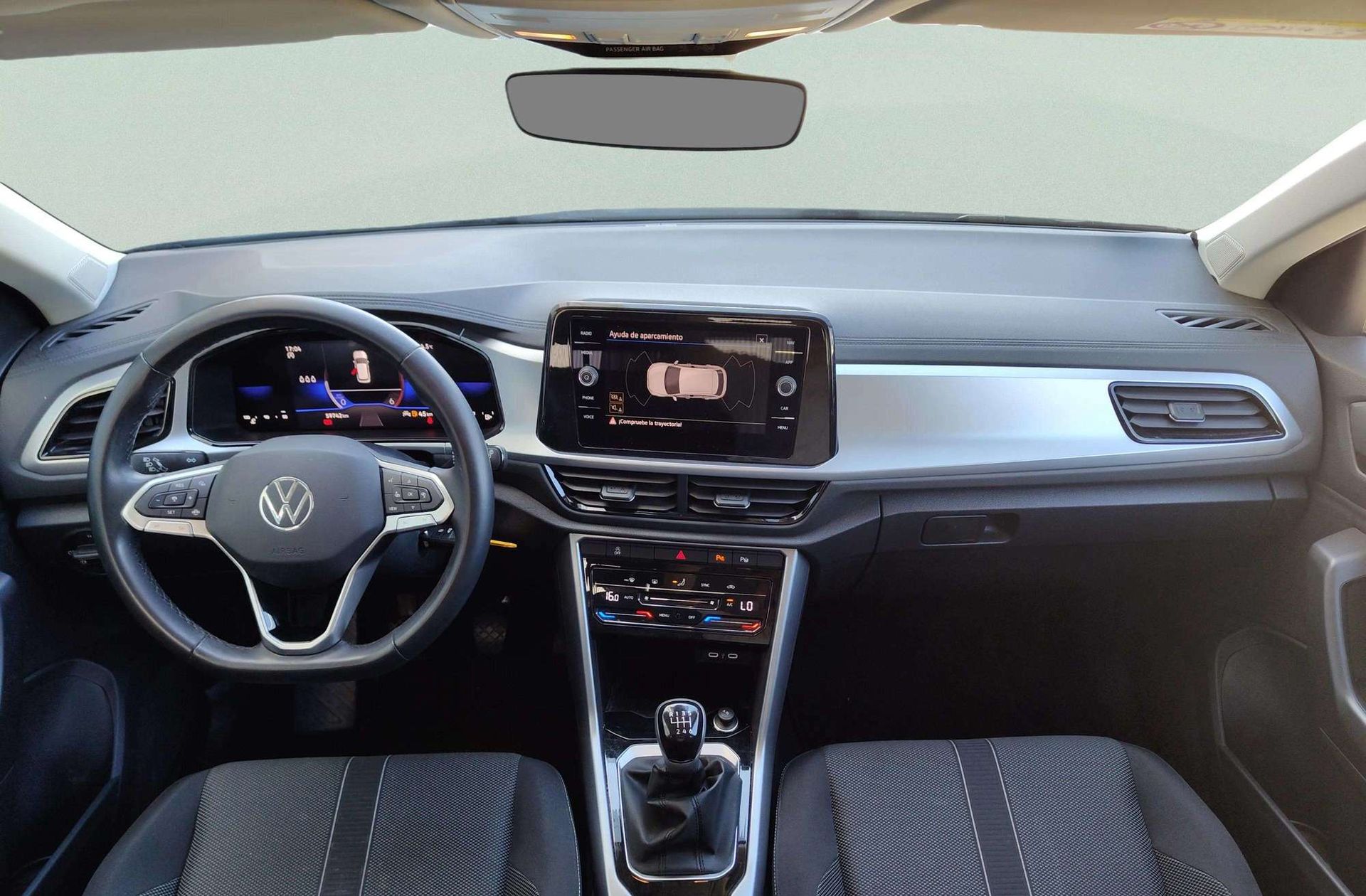 Volkswagen T-Roc Life 2.0 TDI - foto 6