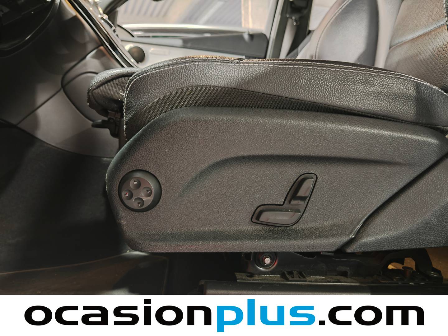 Accesorios del Mercedes GLC Coupé Mercedes-Benz GLC 200 d 4Matic (163 CV) Pack AMG