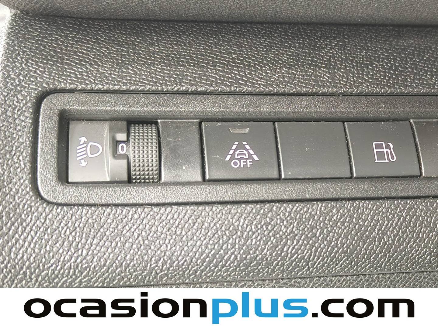 Foto Peugeot 3008 Hybrid Peugeot 3008 Hybrid 300 Allure Pack e-EAT8 (300 CV)