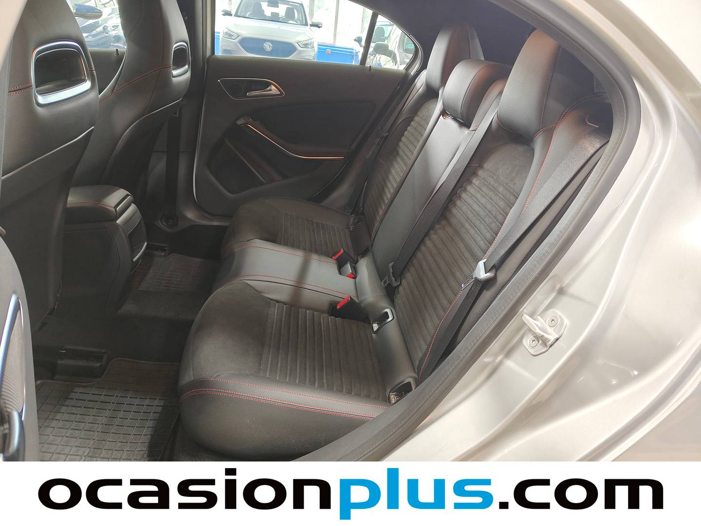Foto asientos traseros Mercedes Clase A Mercedes-Benz Clase A 200 CDI BE AMG Sport (136 CV)