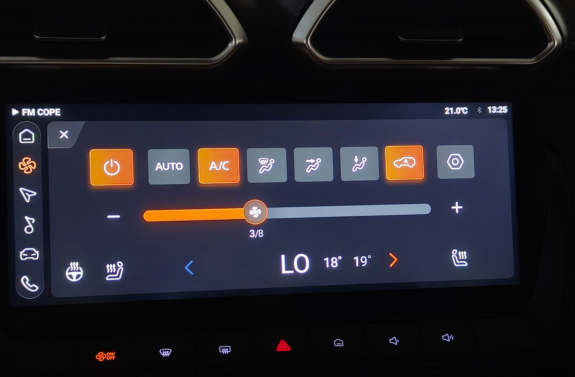 MG ZS 1.5 Hybrid+ Luxury - foto 36